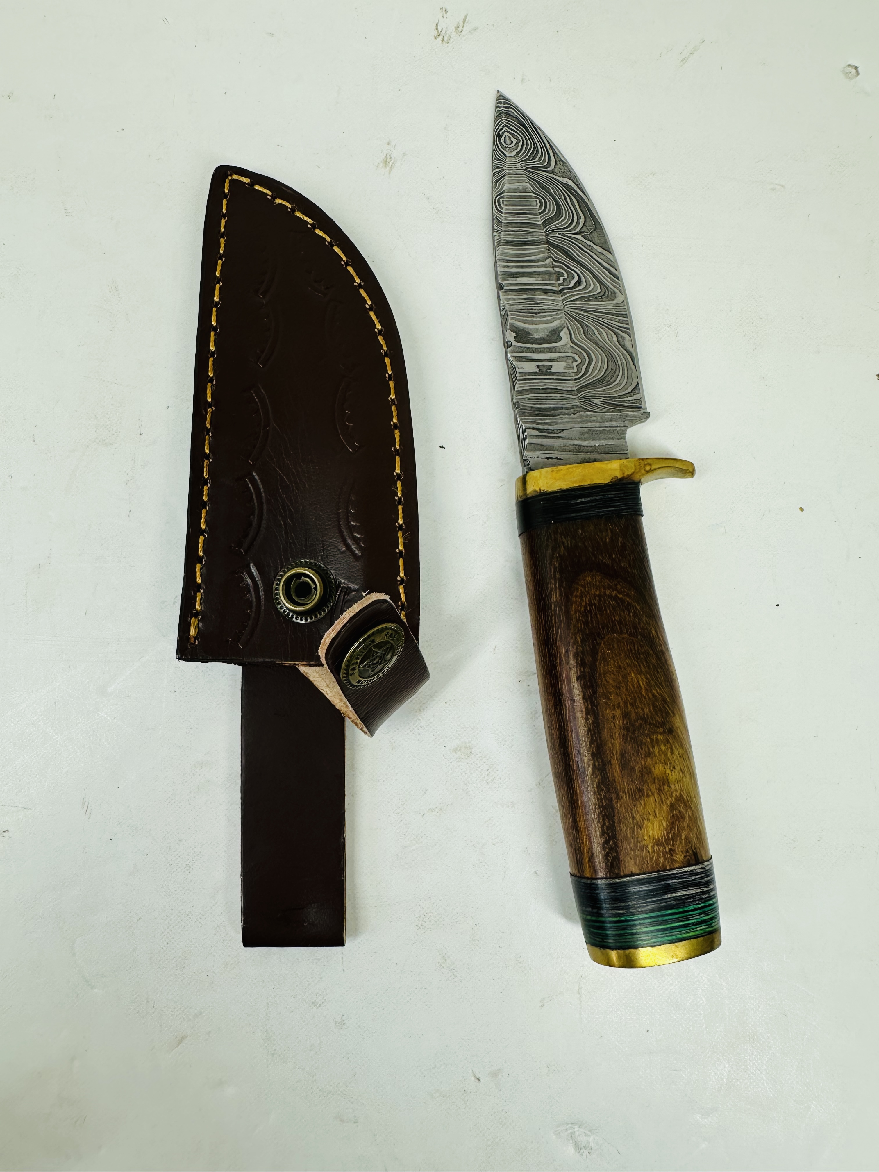 CUSTOM DAMASCUS STEEL KNIFE, MODERN