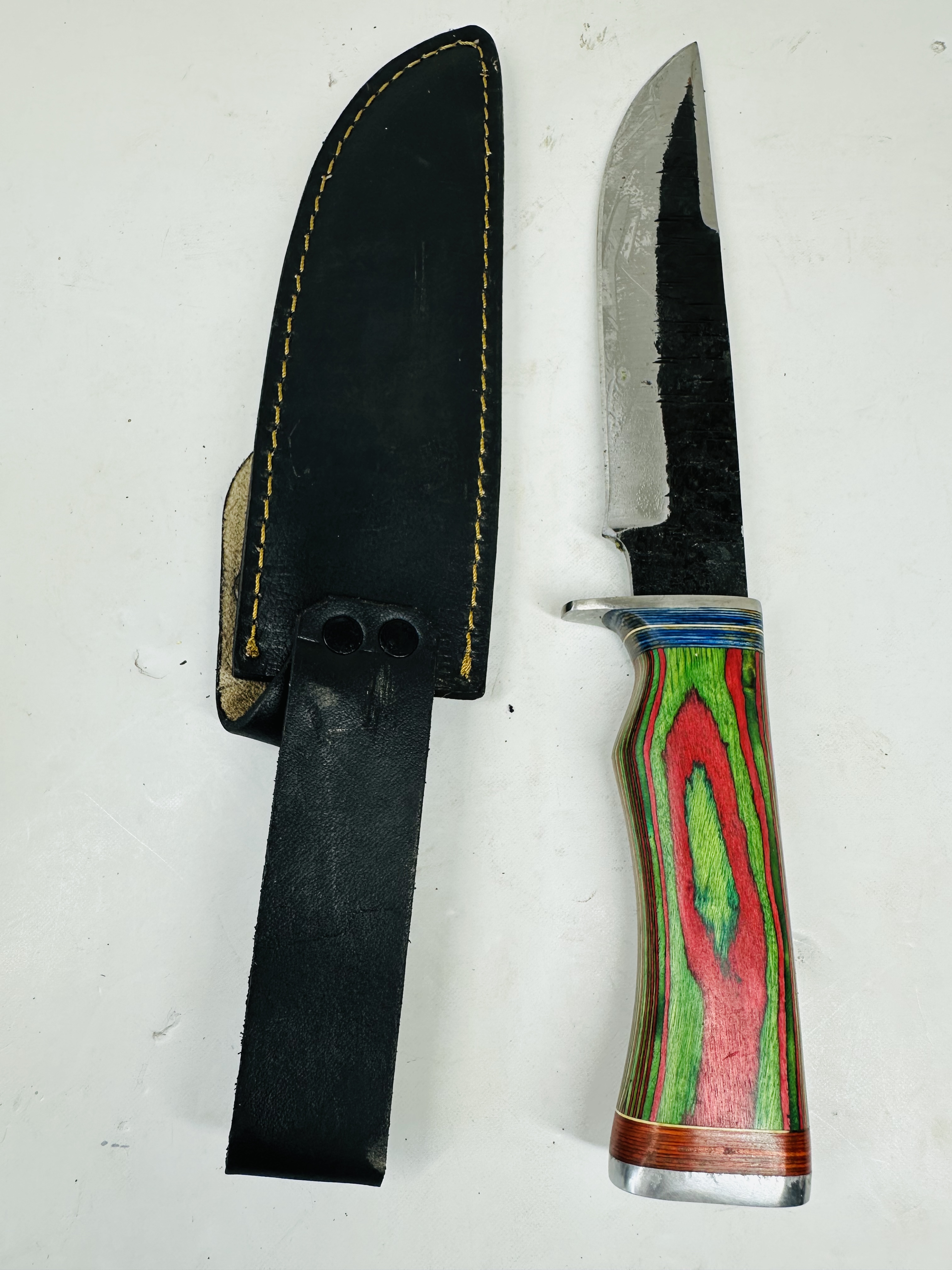 MULTICOLOR WOOD FIXED BLADE SKINNER