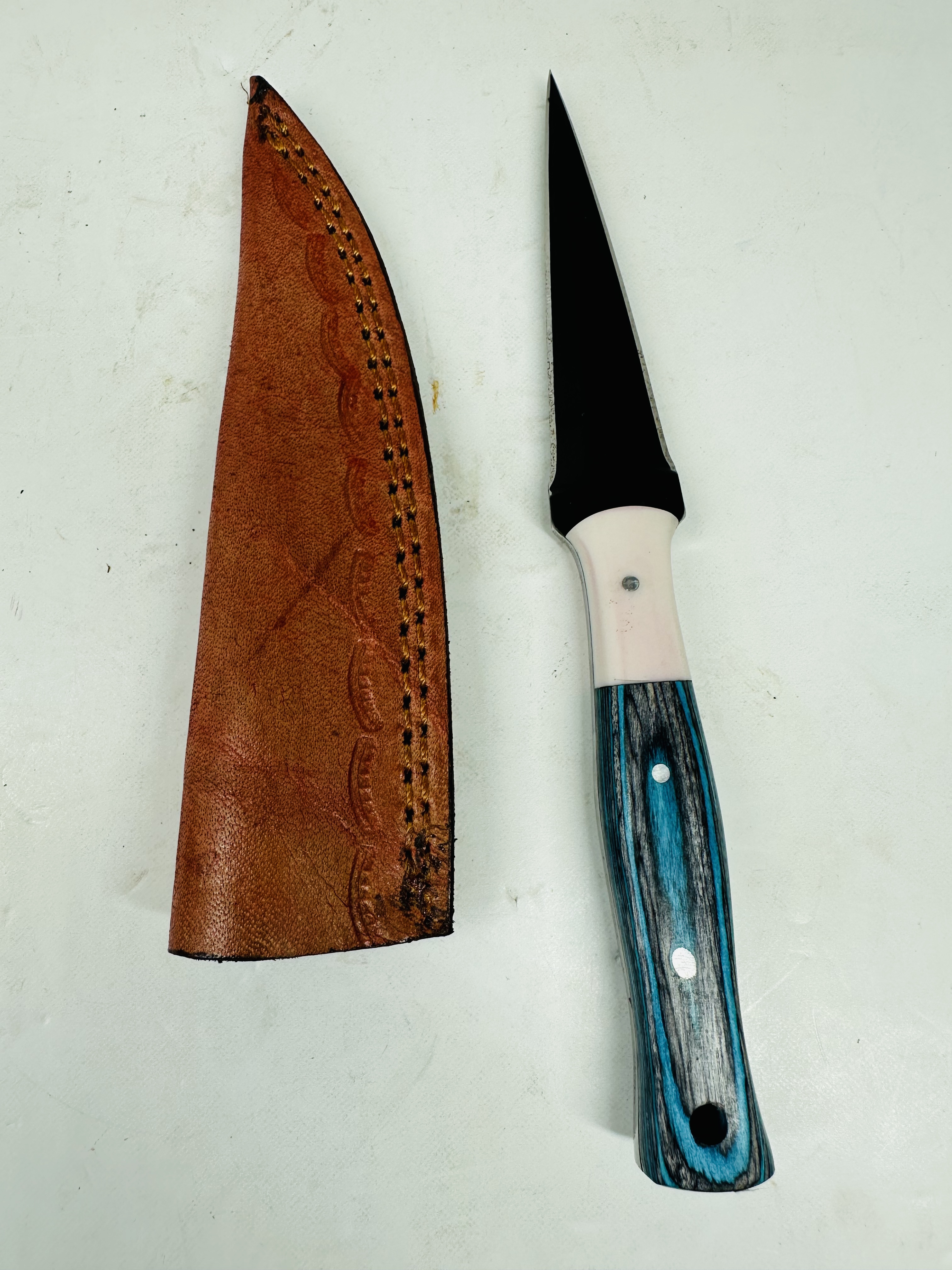 LAMINATED WOOD AND STEEL UTILITY KNIFE