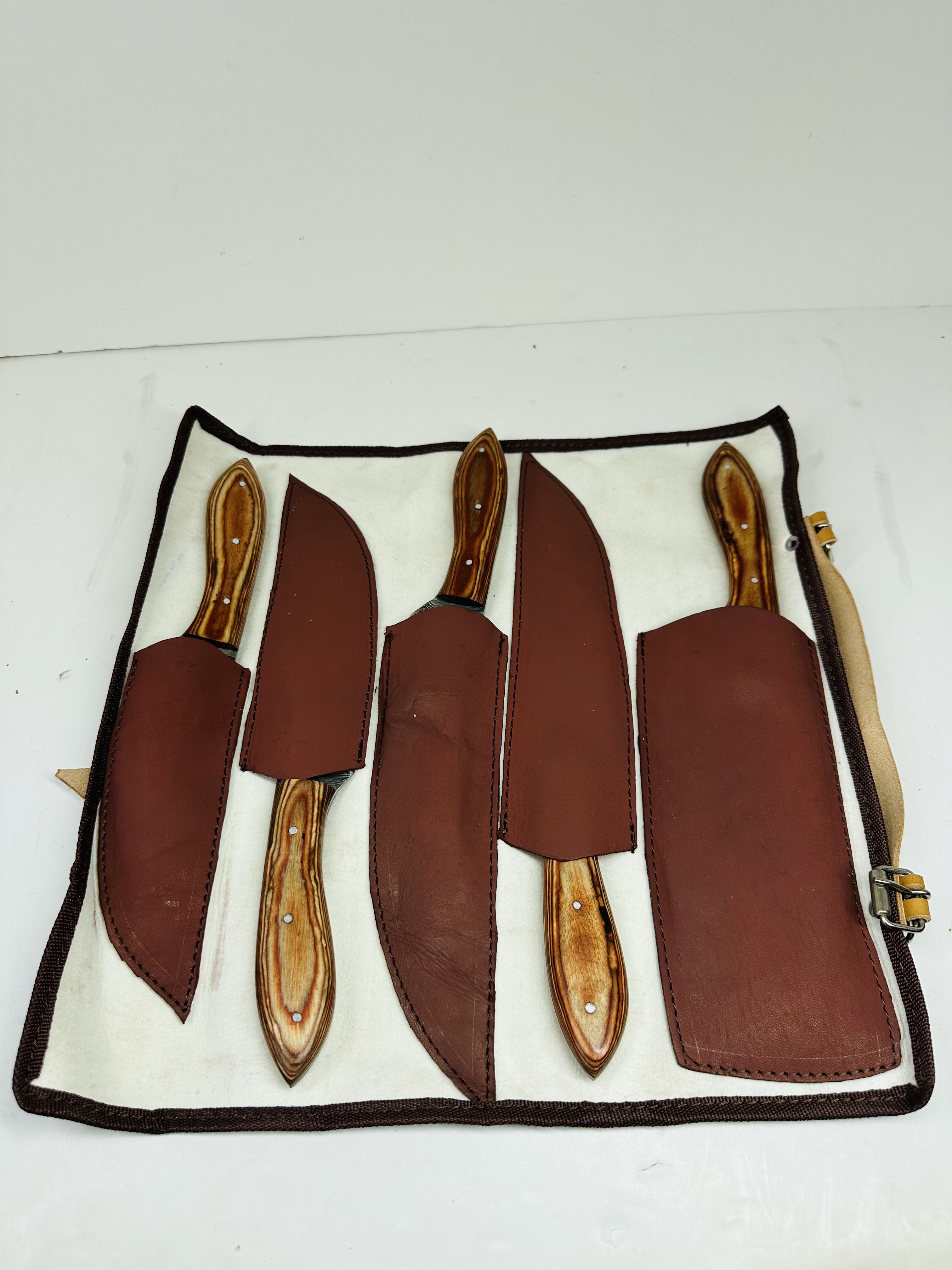 HANDMADE DAMASCUS STEEL KNIFE SET, MODERN