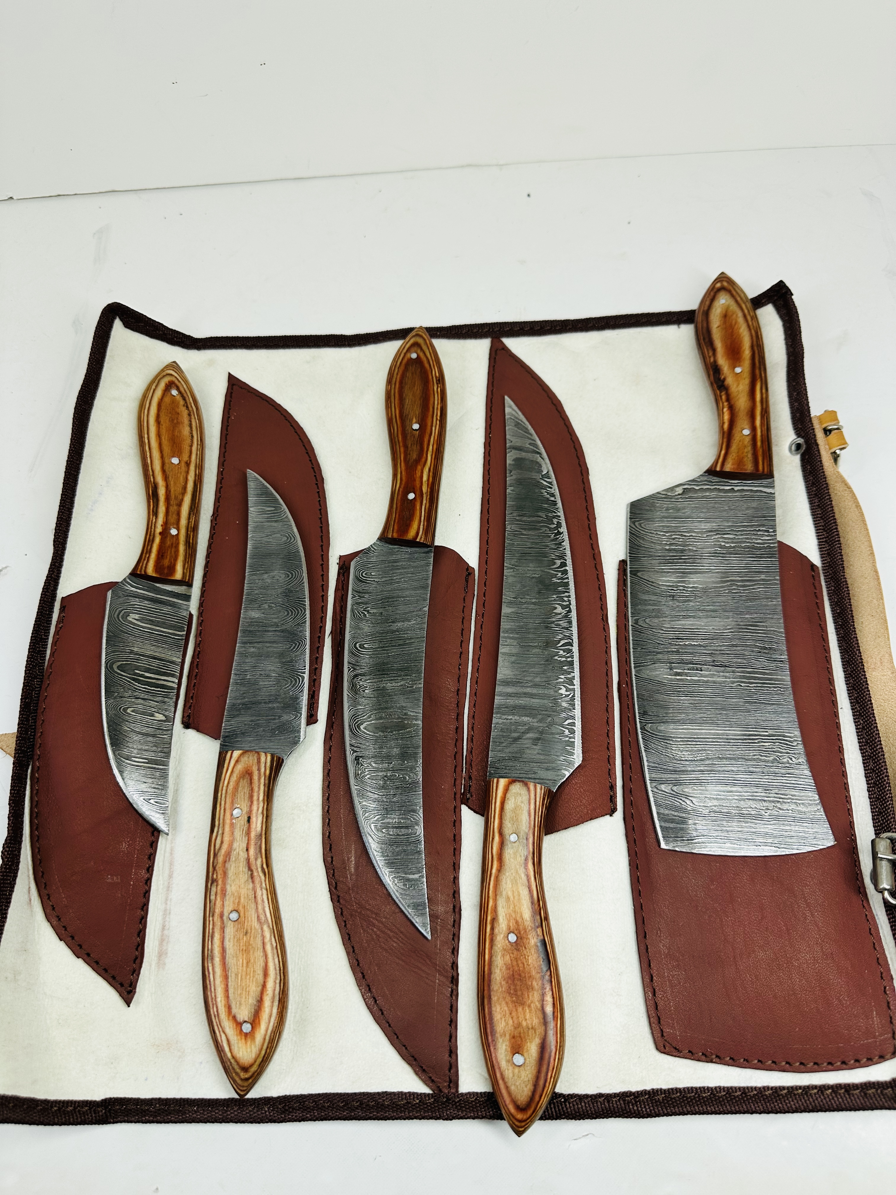 HANDMADE DAMASCUS STEEL KNIFE SET, MODERN