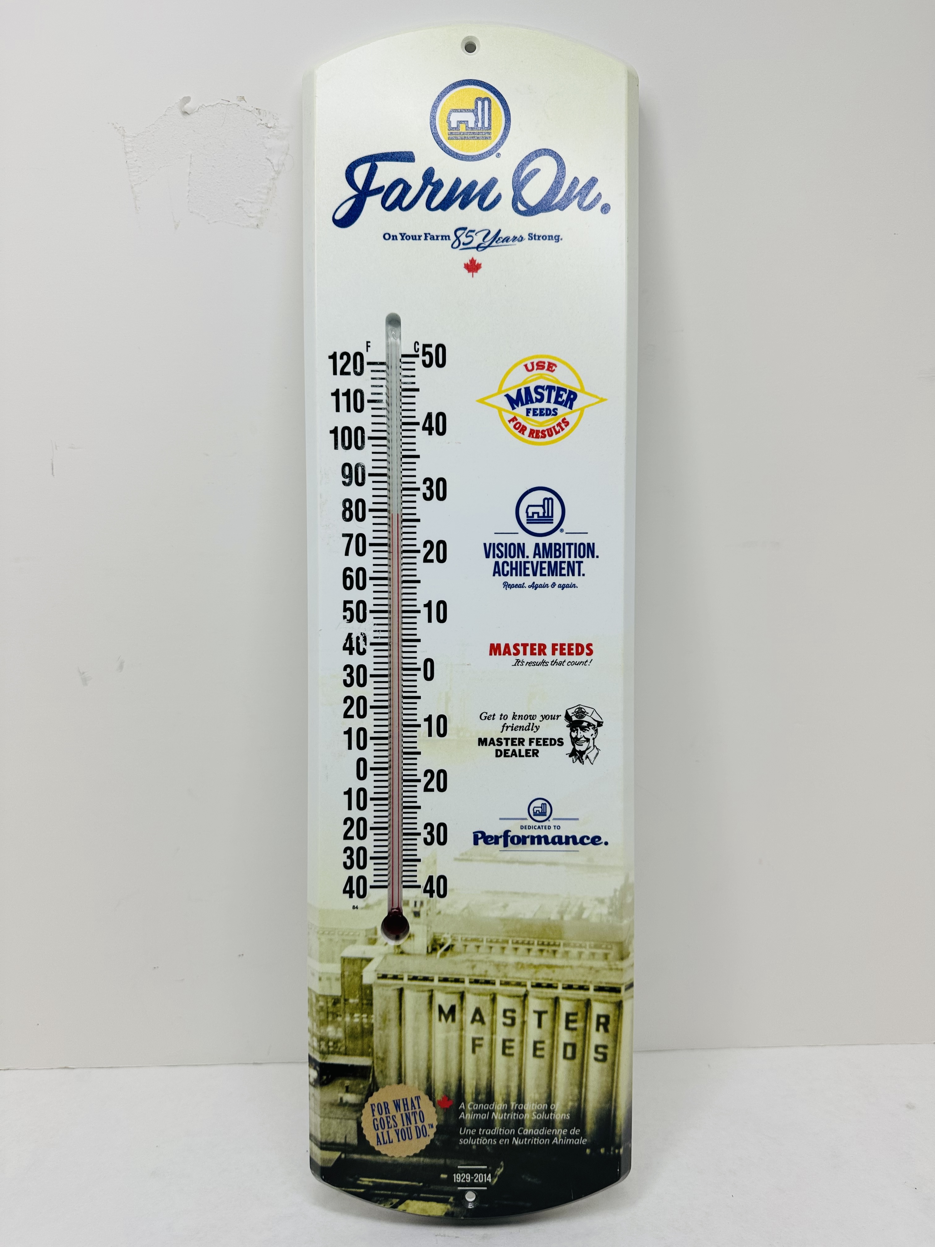 MASTER FEEDS PLASTIC THERMOMETER, 2014