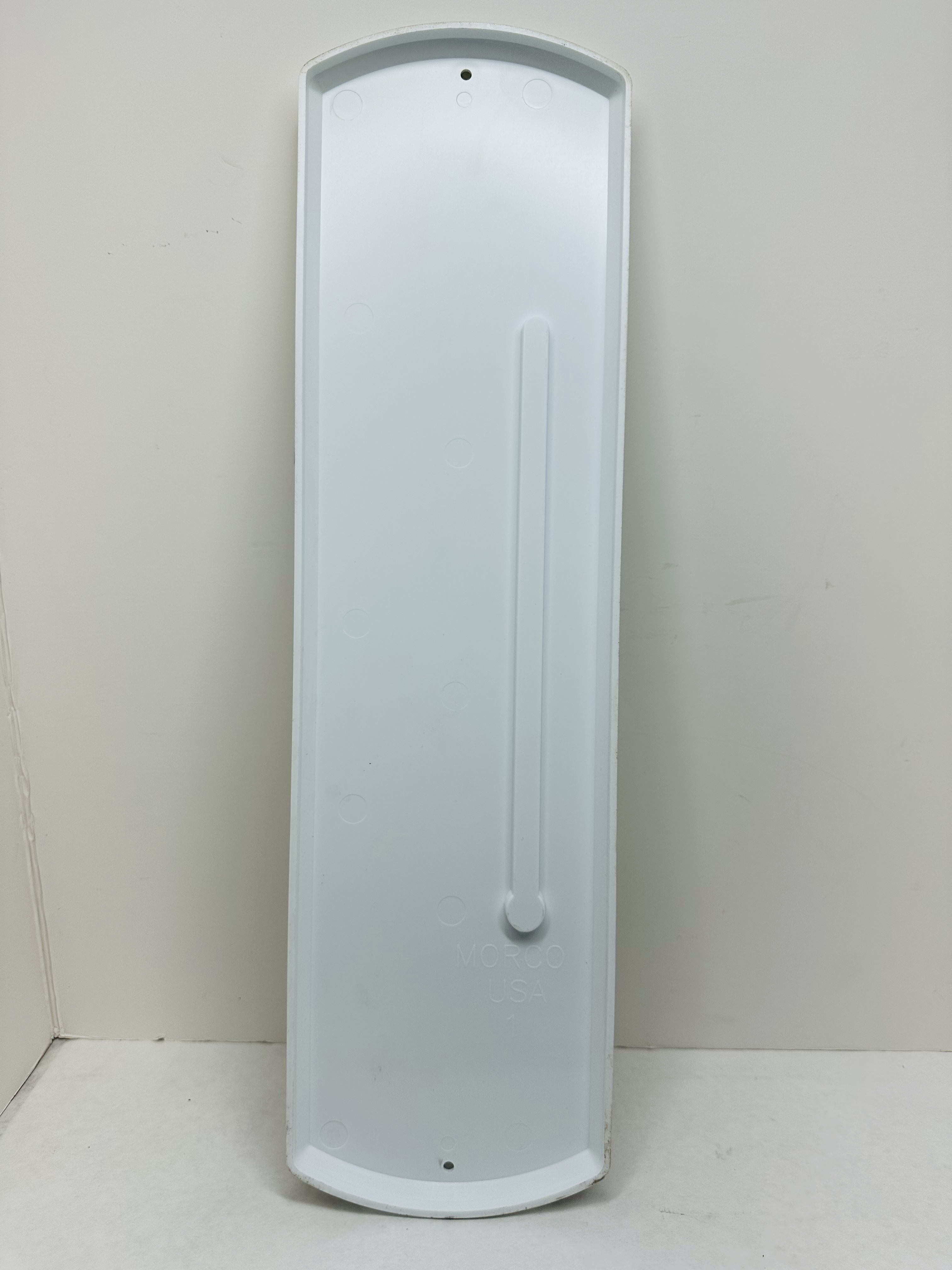 MASTER FEEDS PLASTIC THERMOMETER, 2014