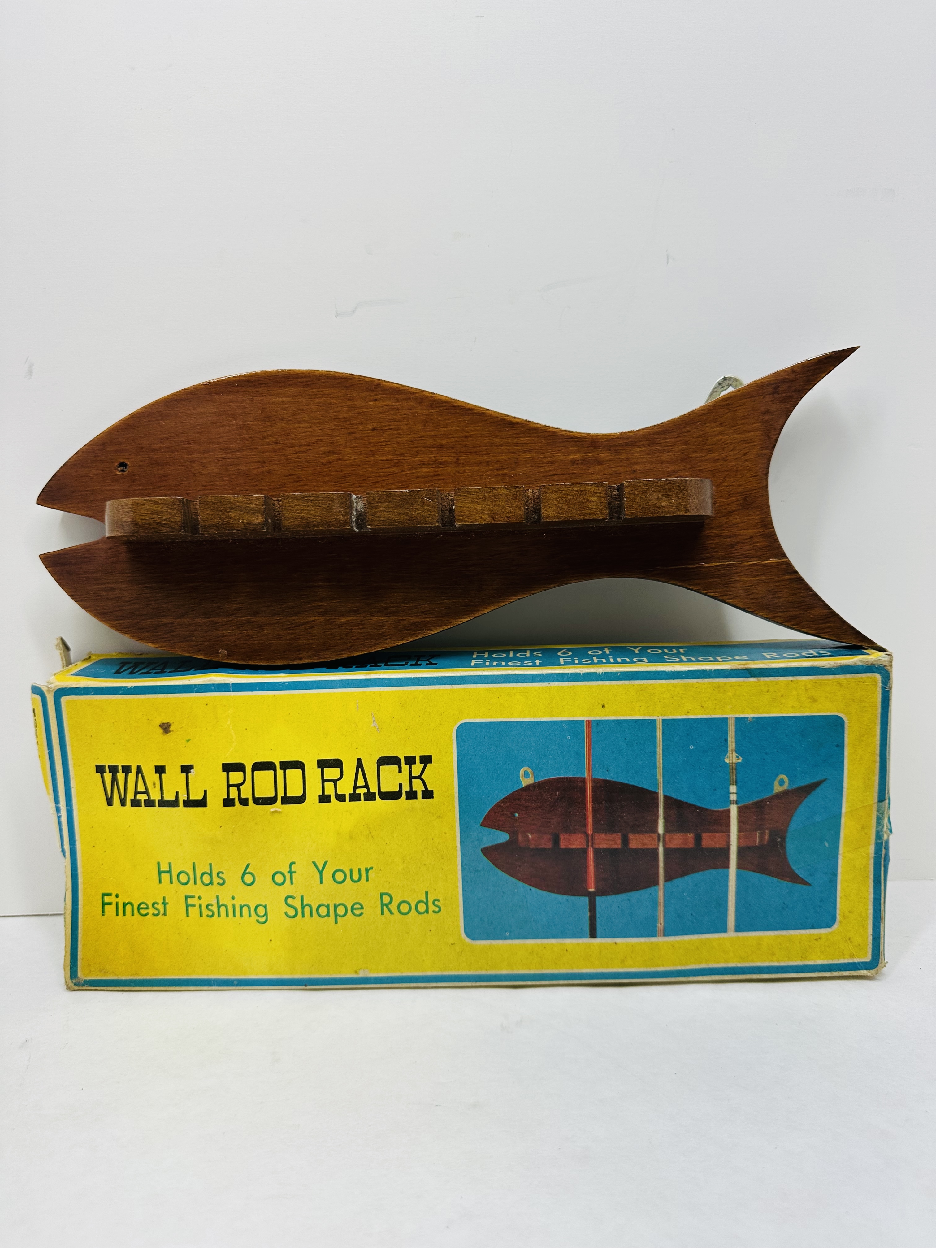 IPCO HARDWOOD FISH ROD RACK, MID-CENTURY