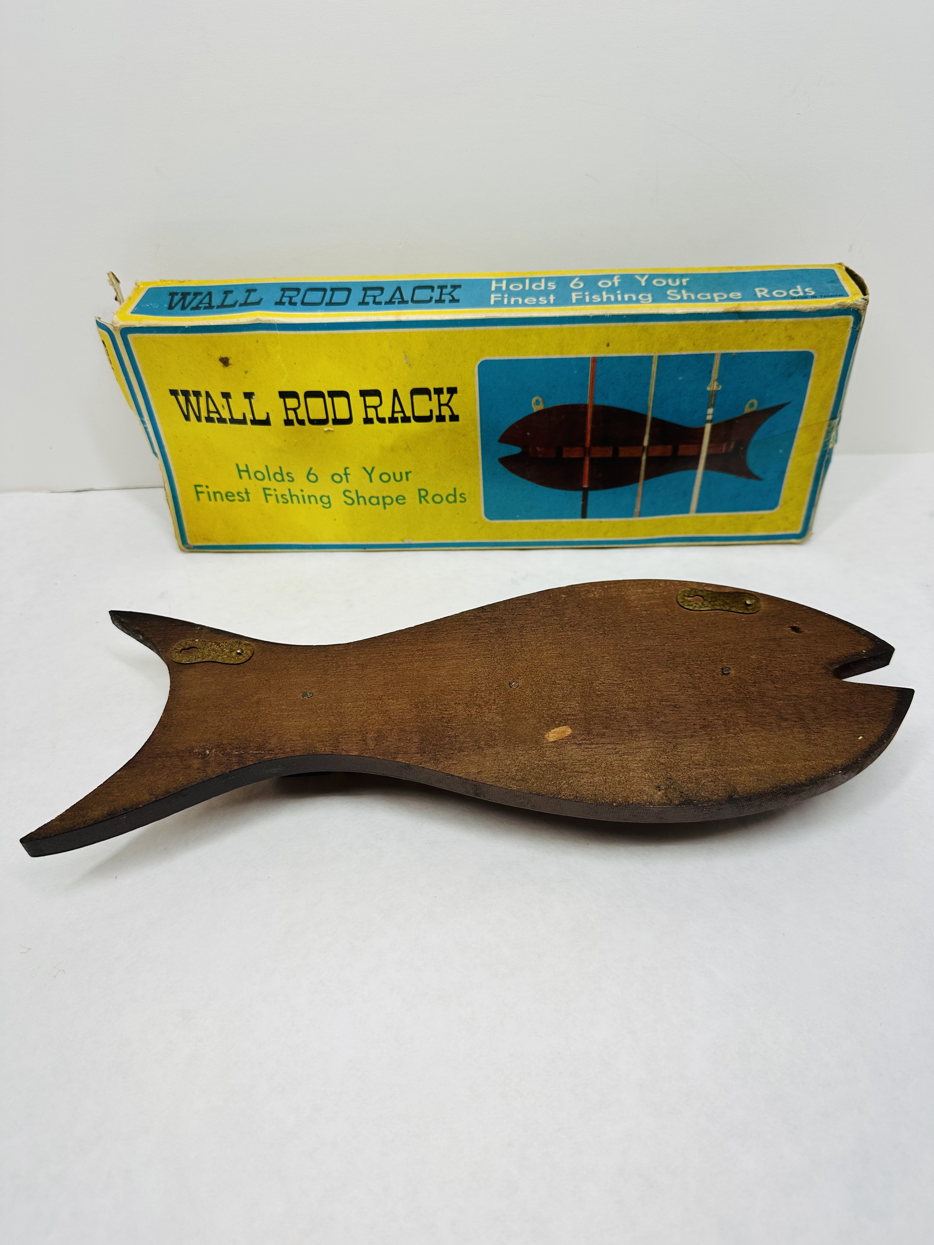 IPCO HARDWOOD FISH ROD RACK, MID-CENTURY