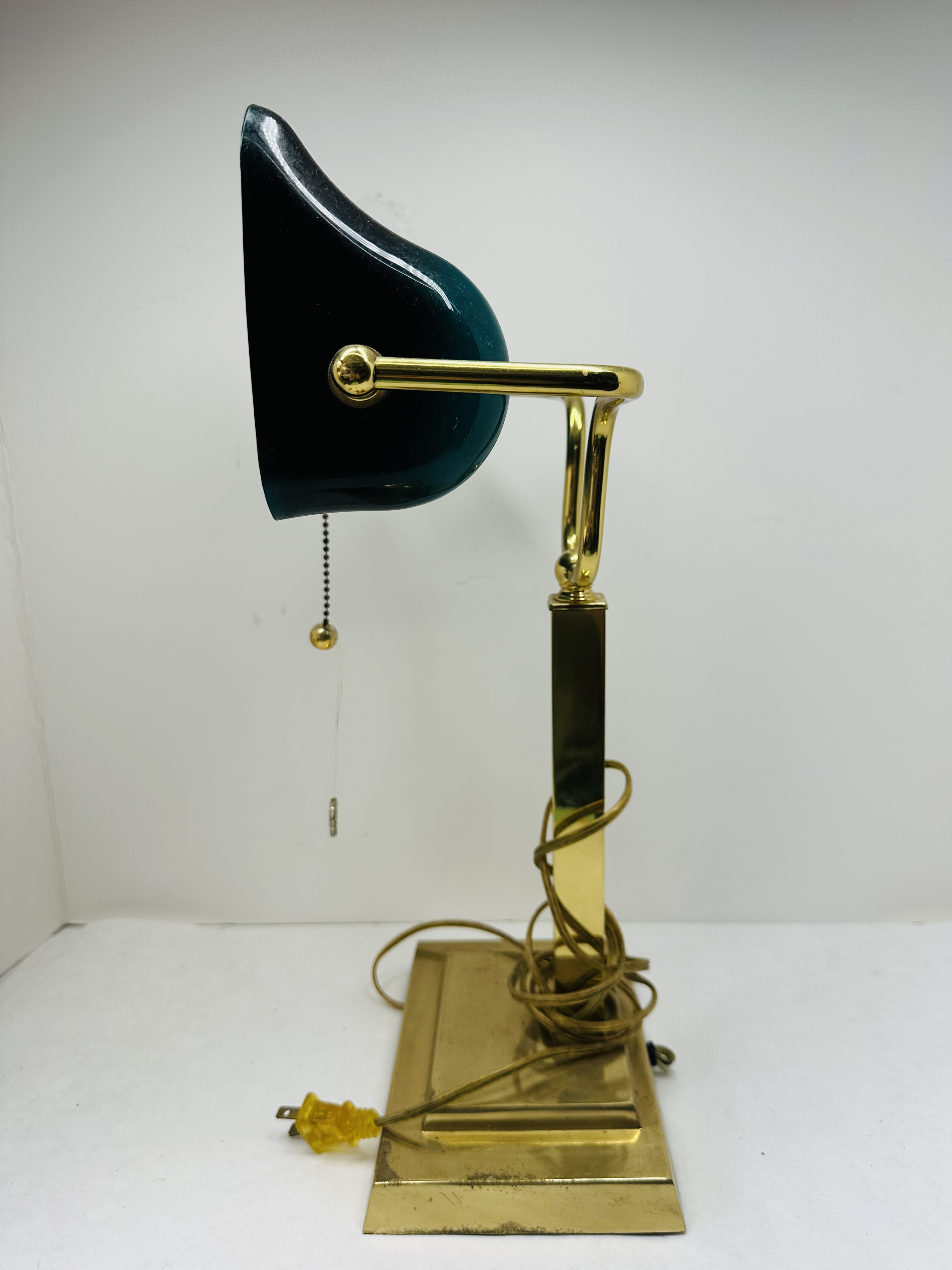 BRASS AND GLASS BANKER LAMP
