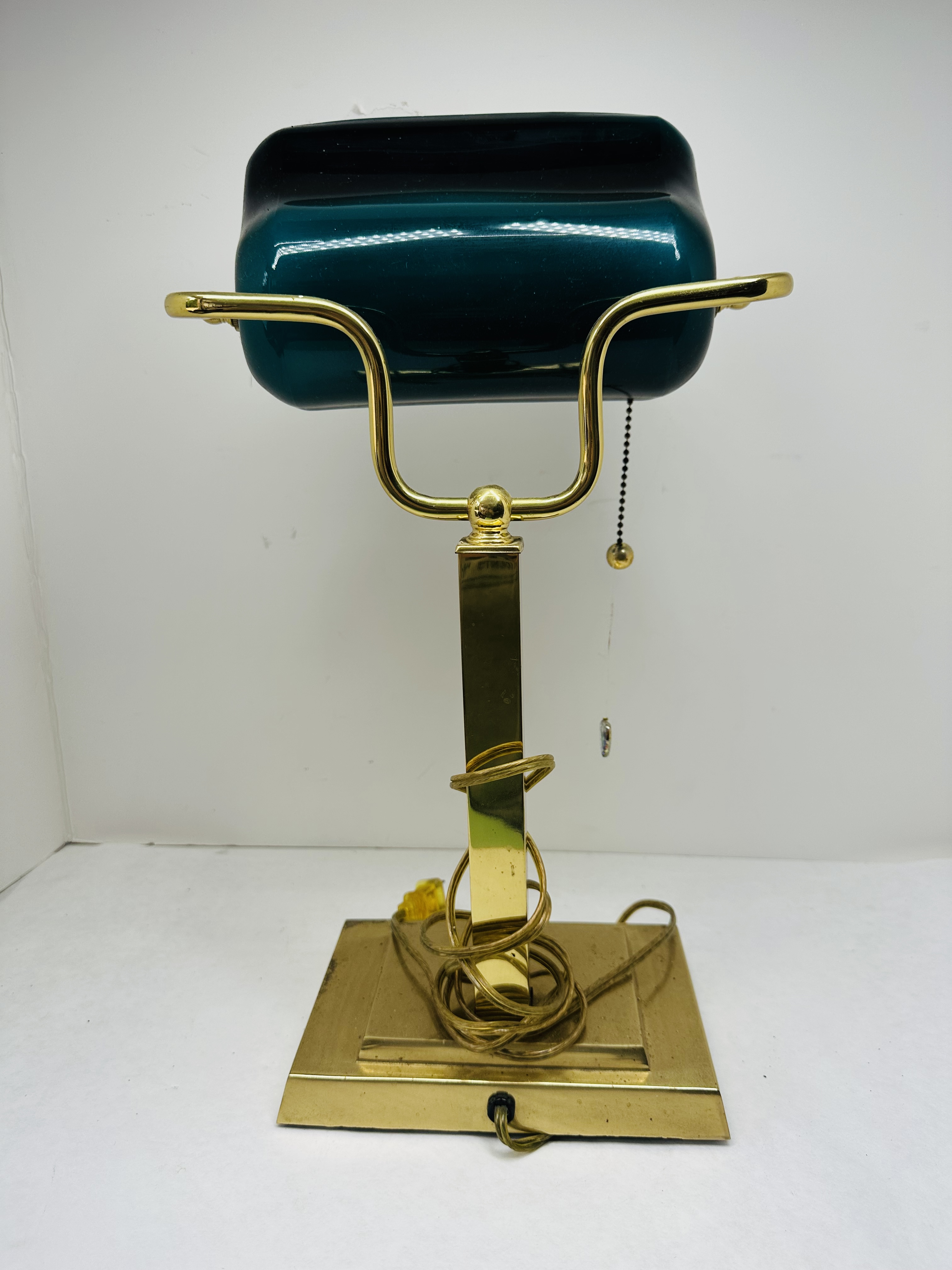 BRASS AND GLASS BANKER LAMP