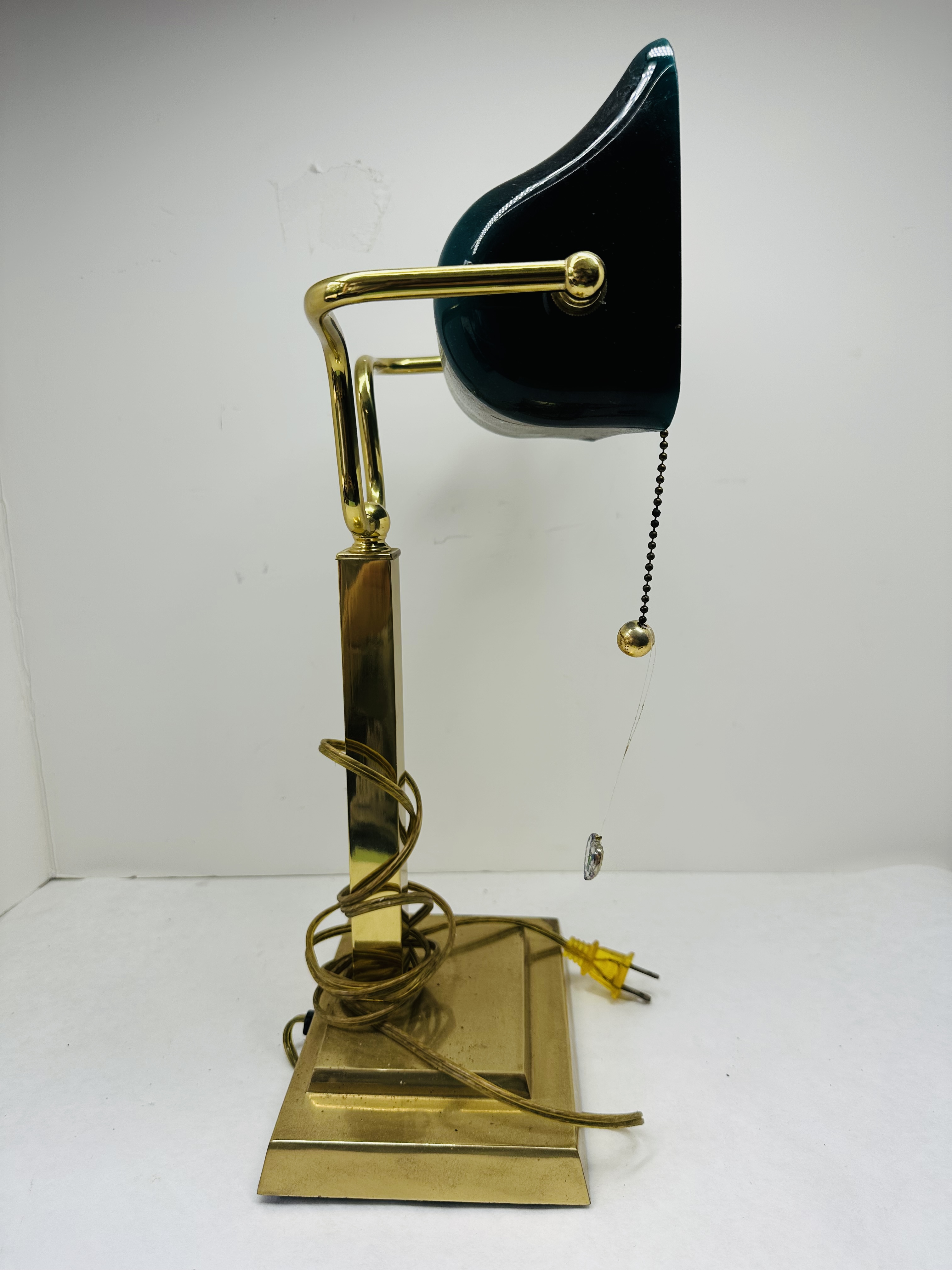 BRASS AND GLASS BANKER LAMP