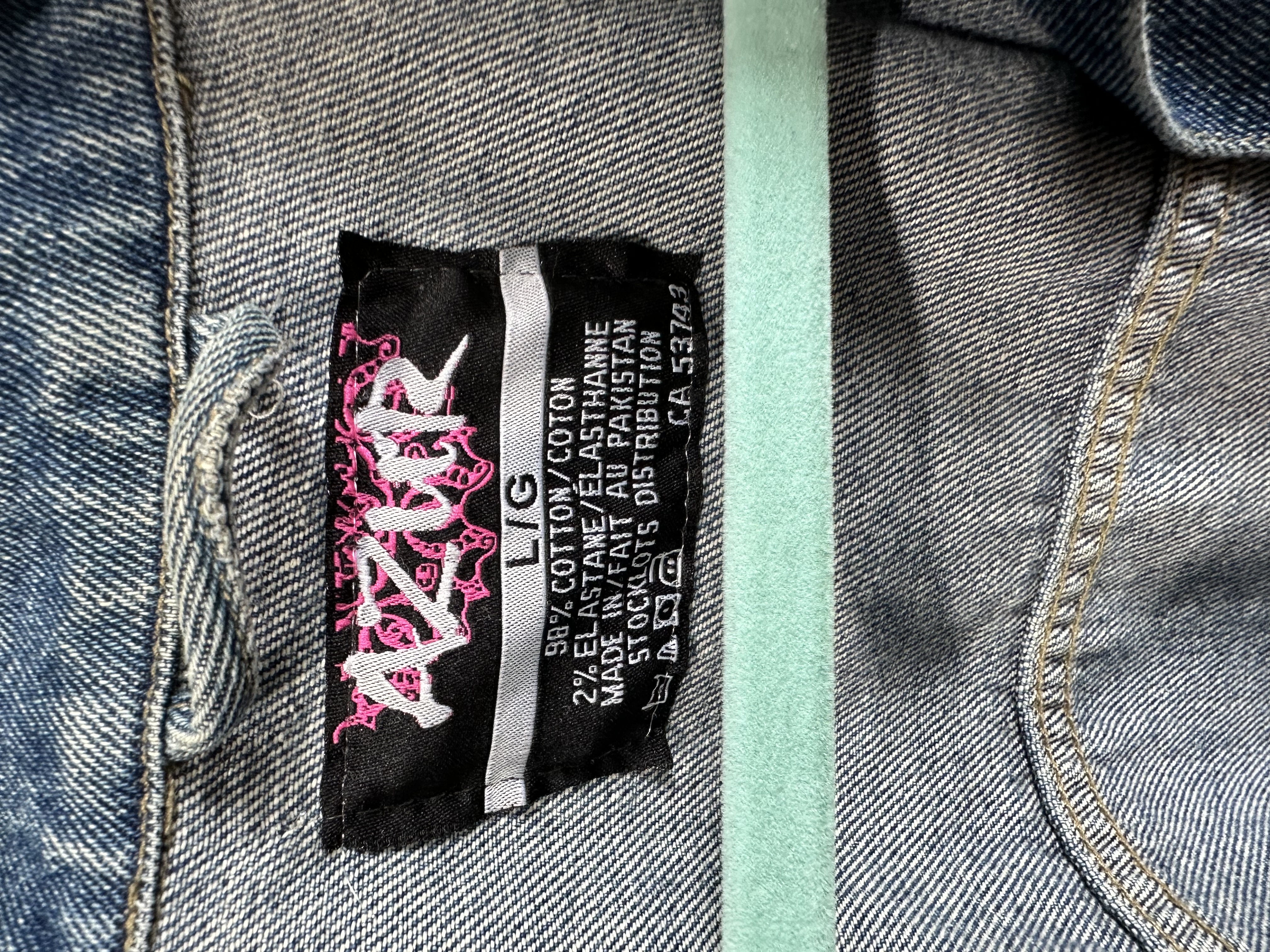 AZUR DENIM TRUCKER JACKET, CONTEMPORARY