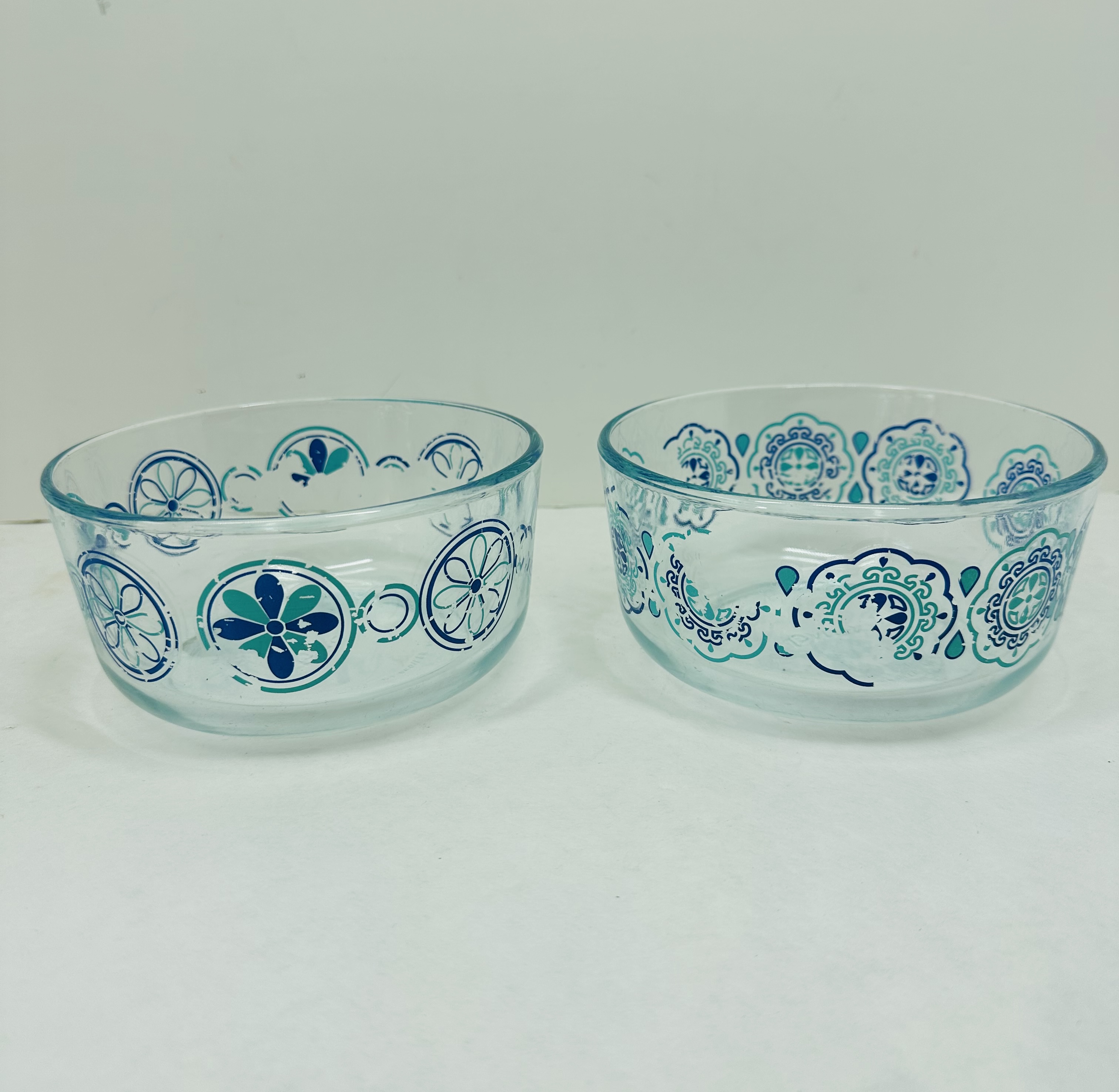 PYREX GLASS STORAGE BOWLS MODERN