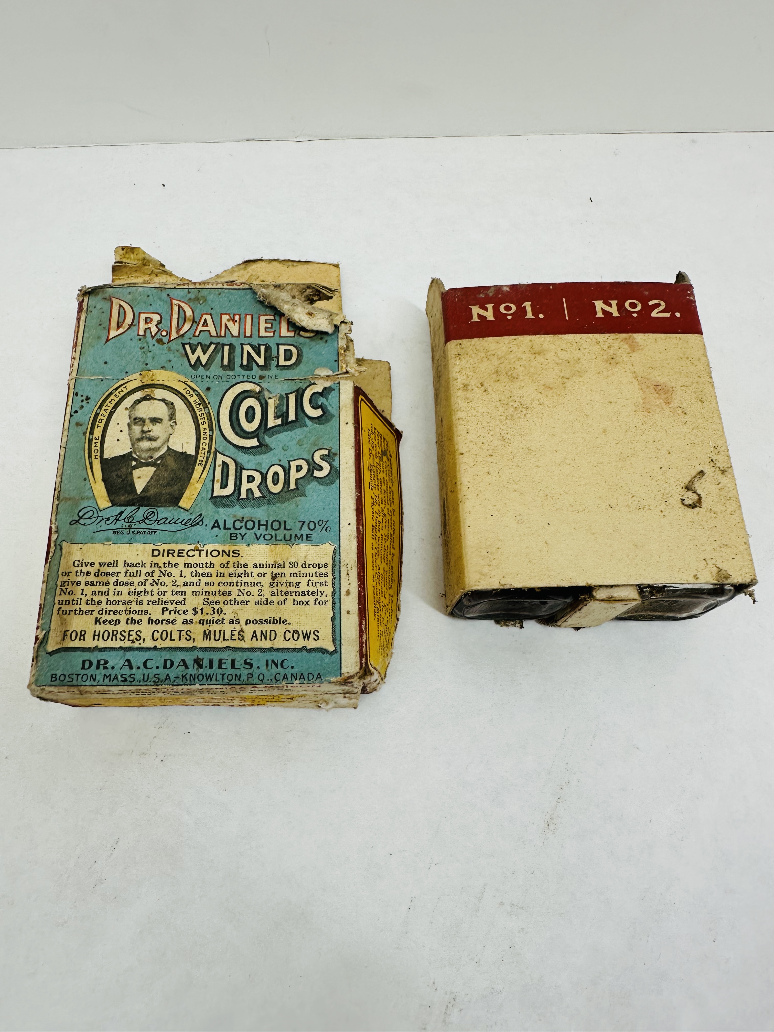 VARIOUS VINTAGE ADVERTISING AND EPHEMERA