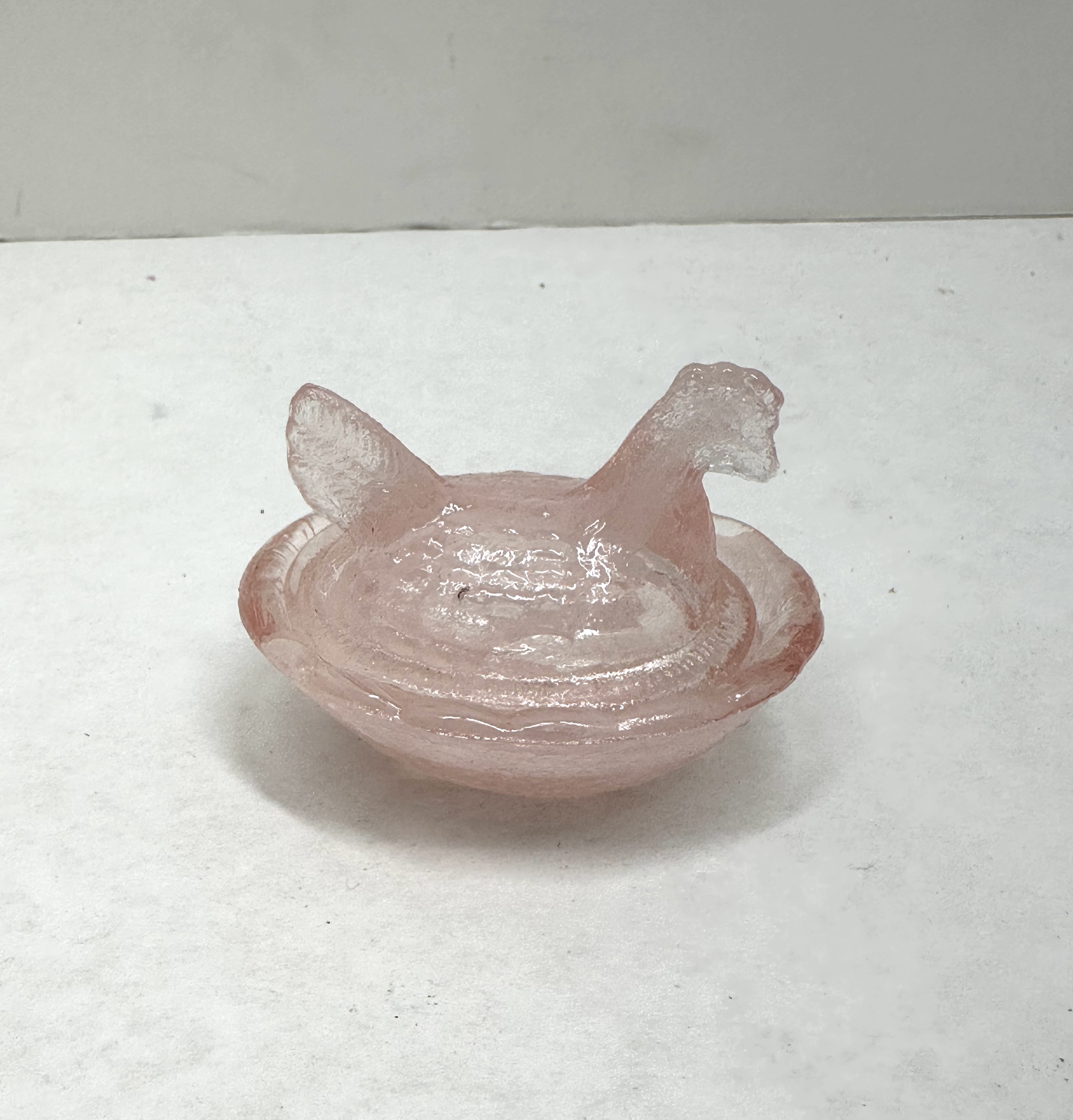 PINK PRESSED GLASS MINI HEN ON NEST