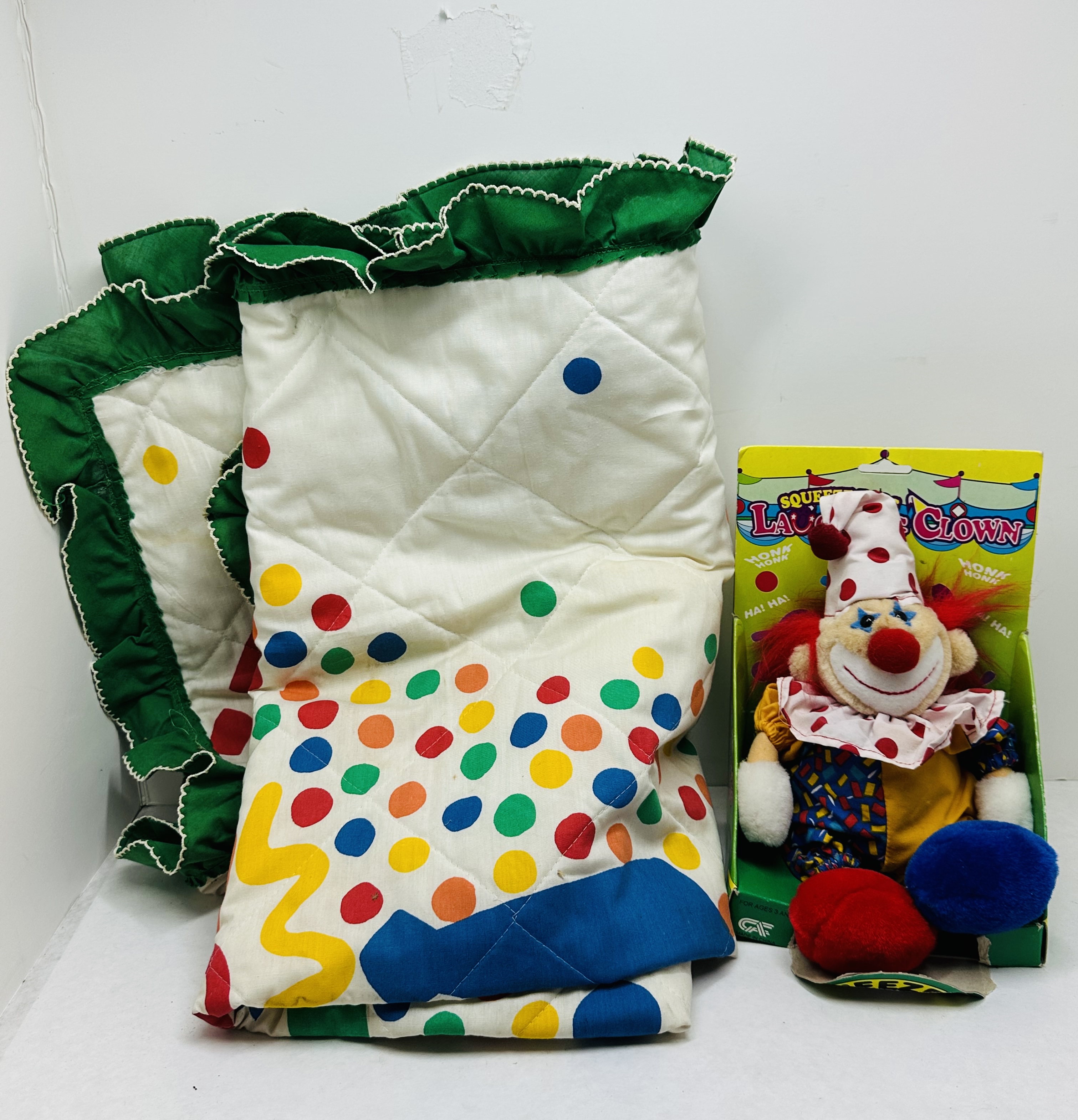 GEAR KIDS CLOWN QUILT AND TOY, 1980S