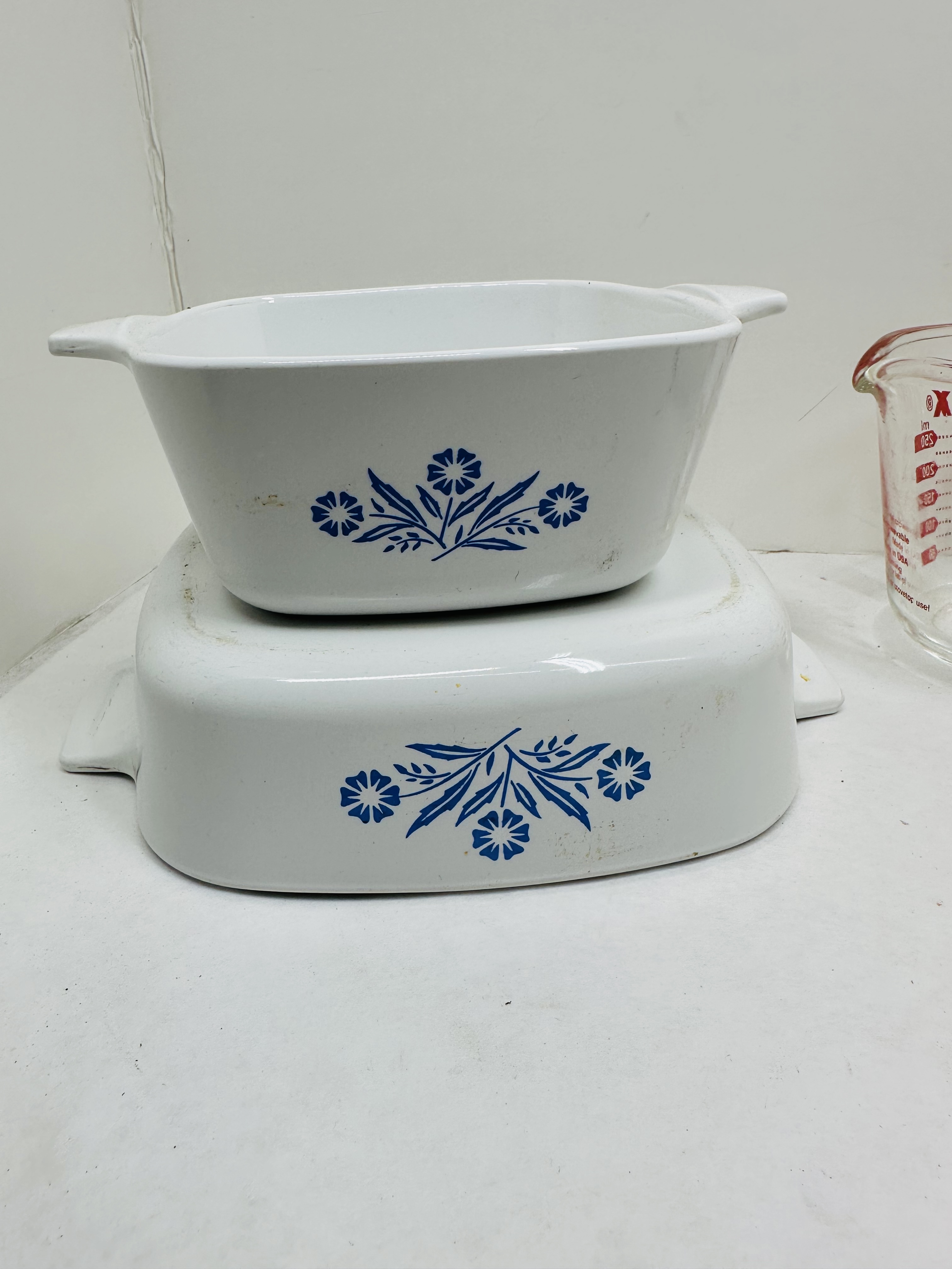 CORNING WARE AND PYREX KITCHENWARE, 20TH CENTURY