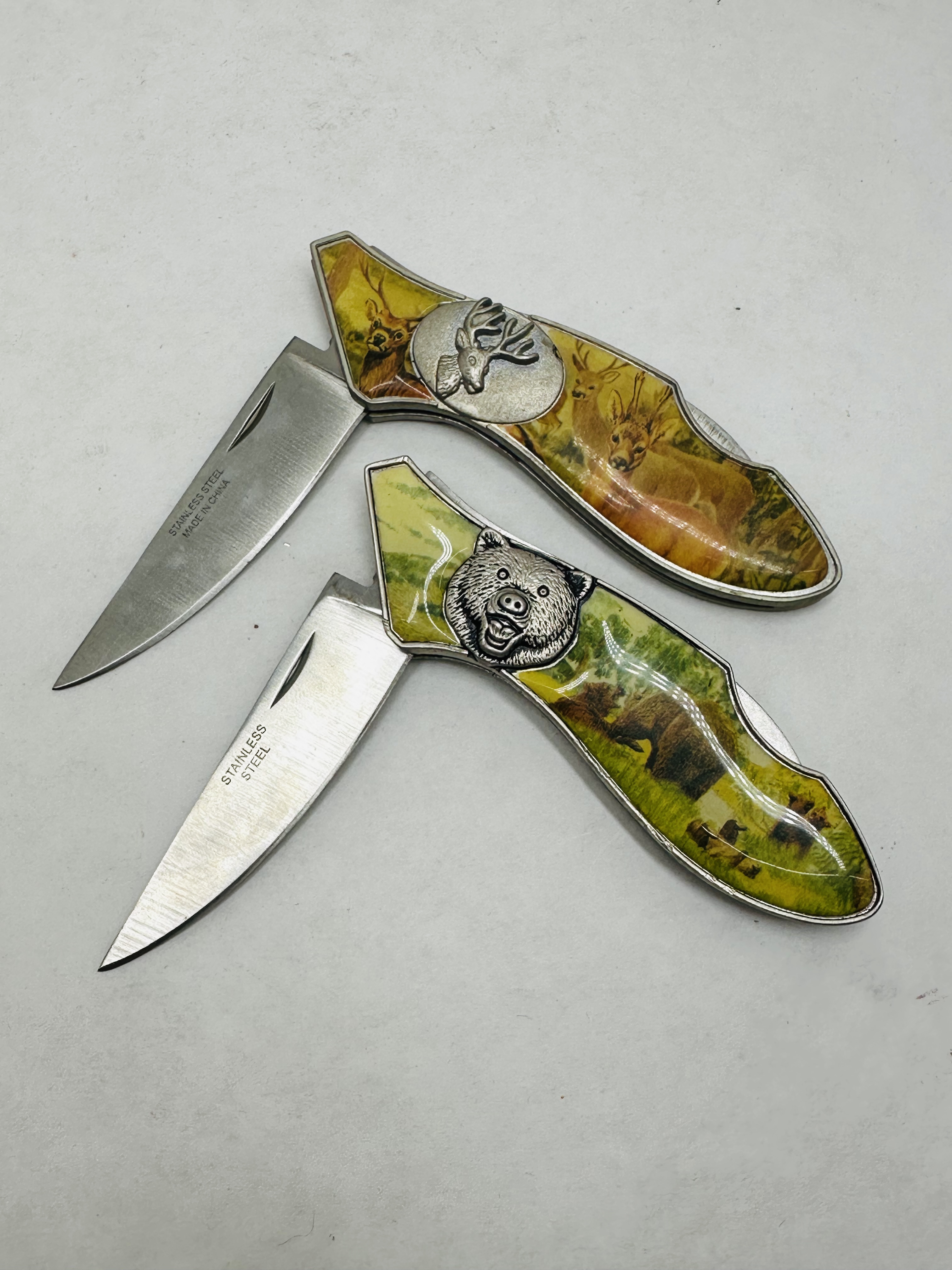CHINESE STAINLESS WILDLIFE KNIVES, MODERN