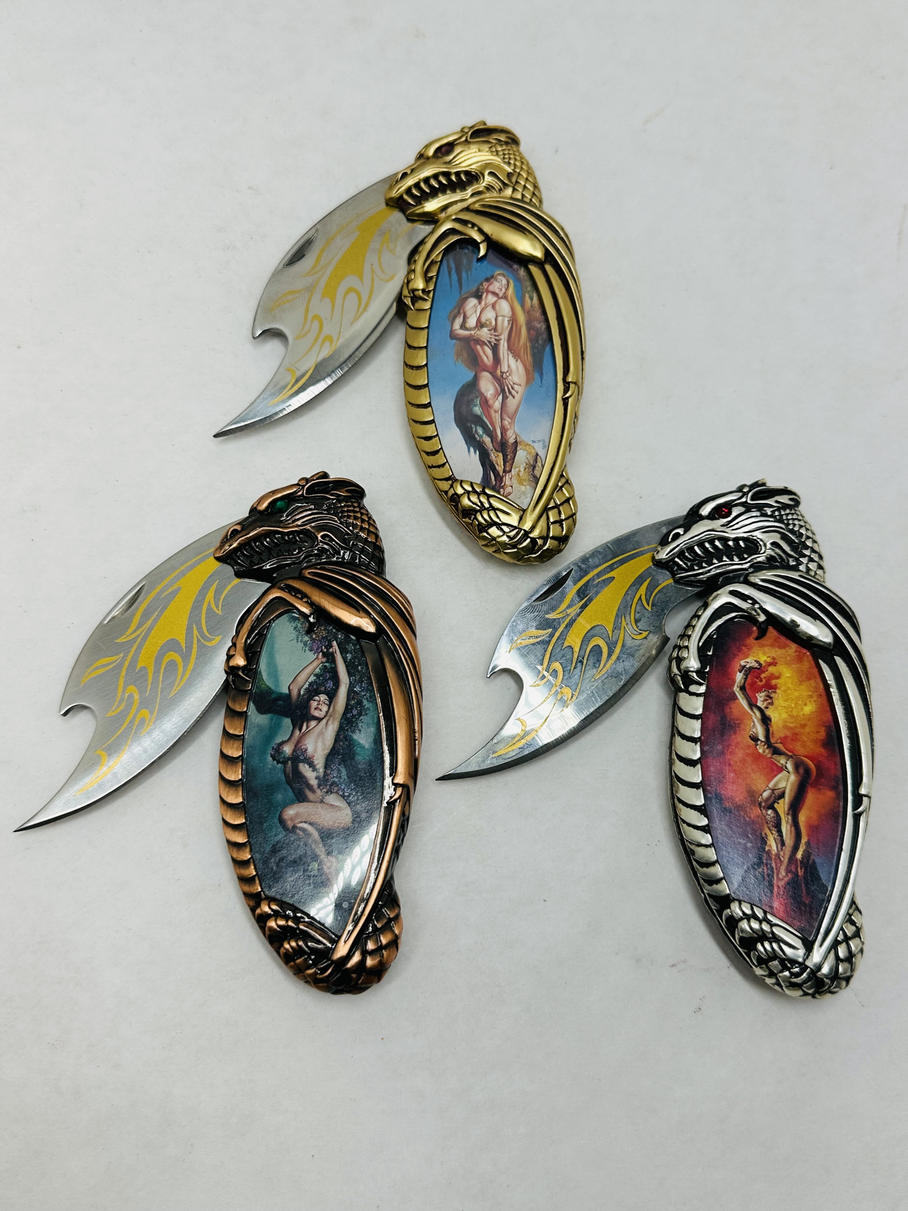 KNIGHTSTONE COLLECTIONS METAL DRAGON KNIVES