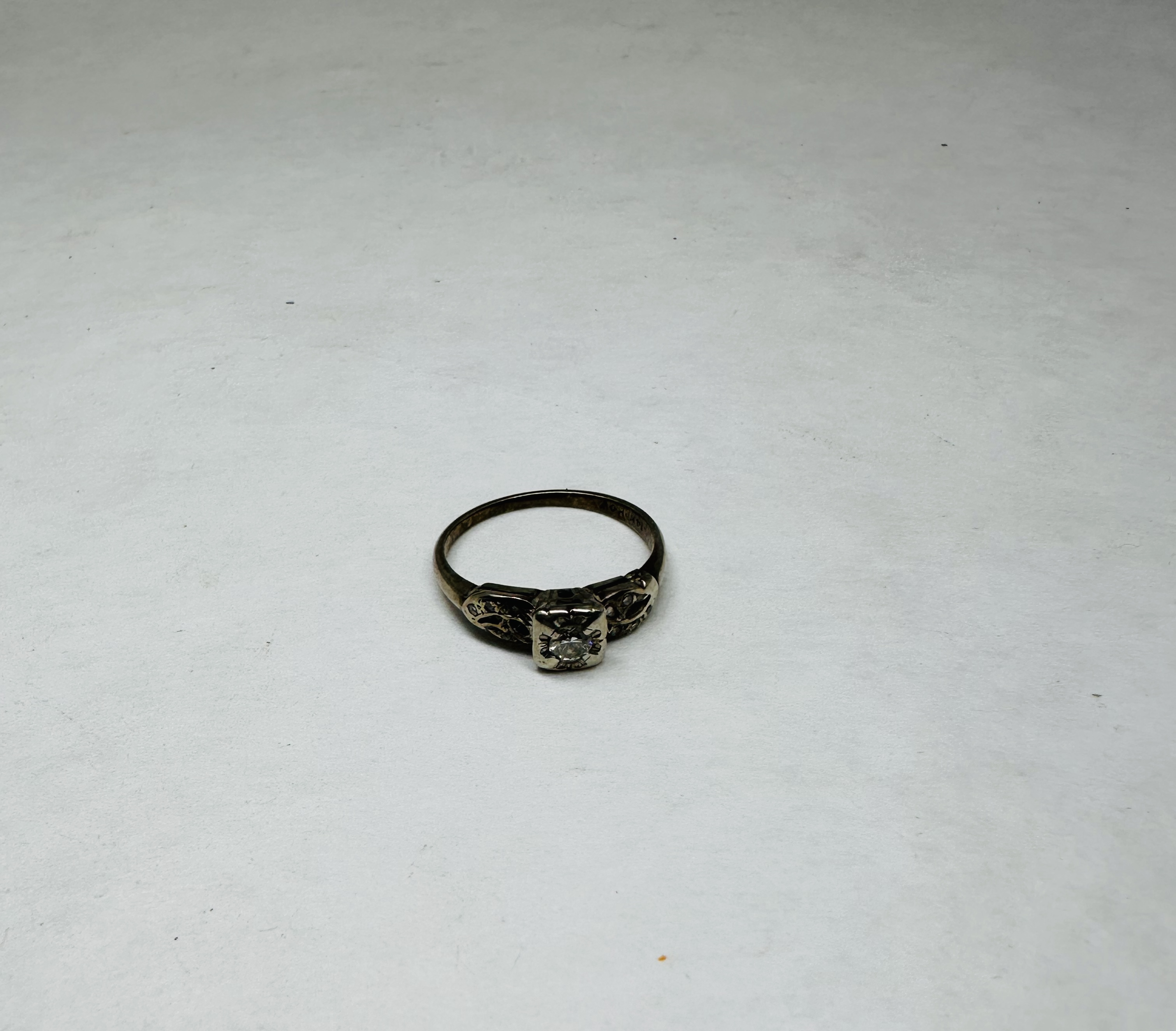 HOUSE OF BANGLES 14K DIAMOND RING