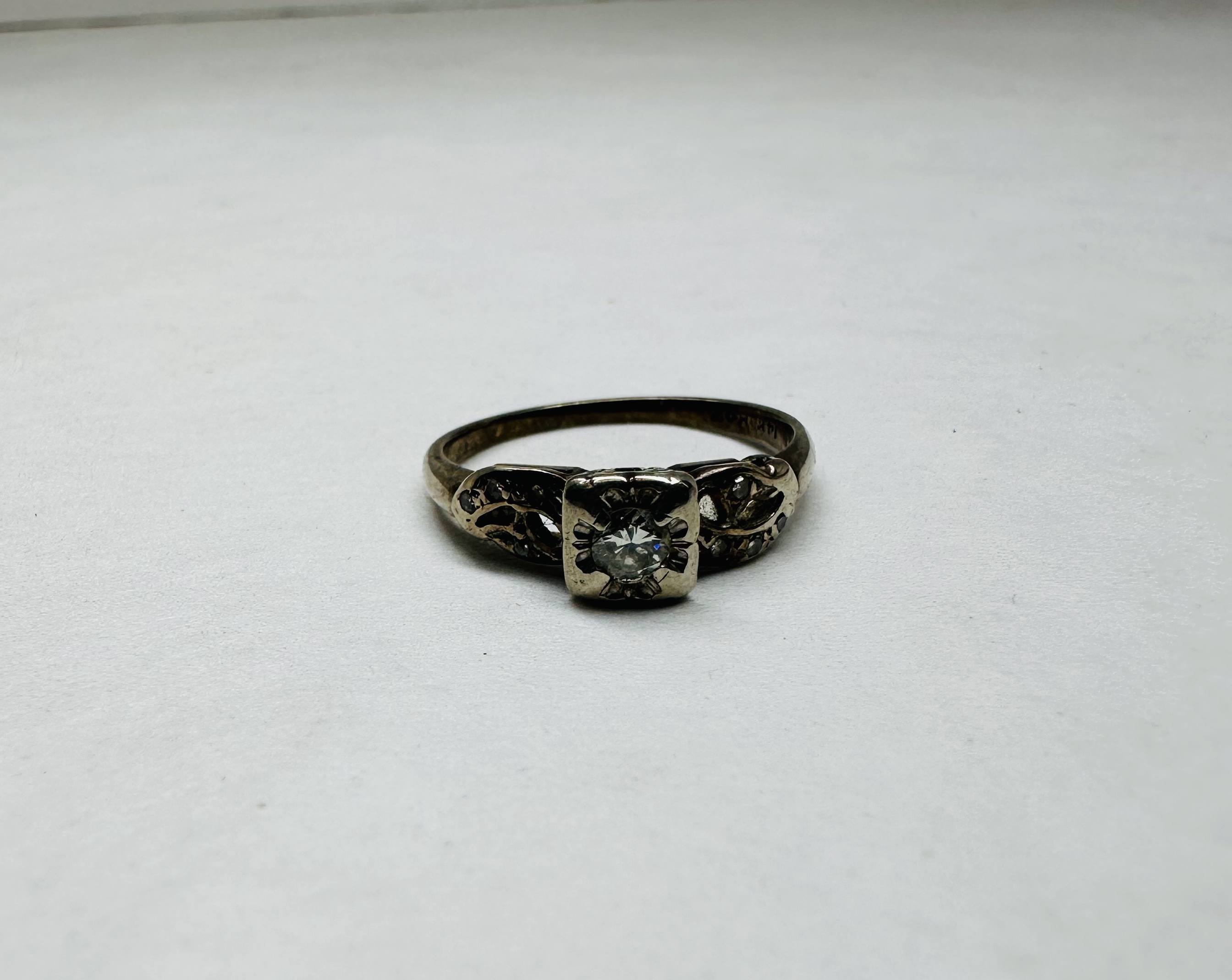 HOUSE OF BANGLES 14K DIAMOND RING