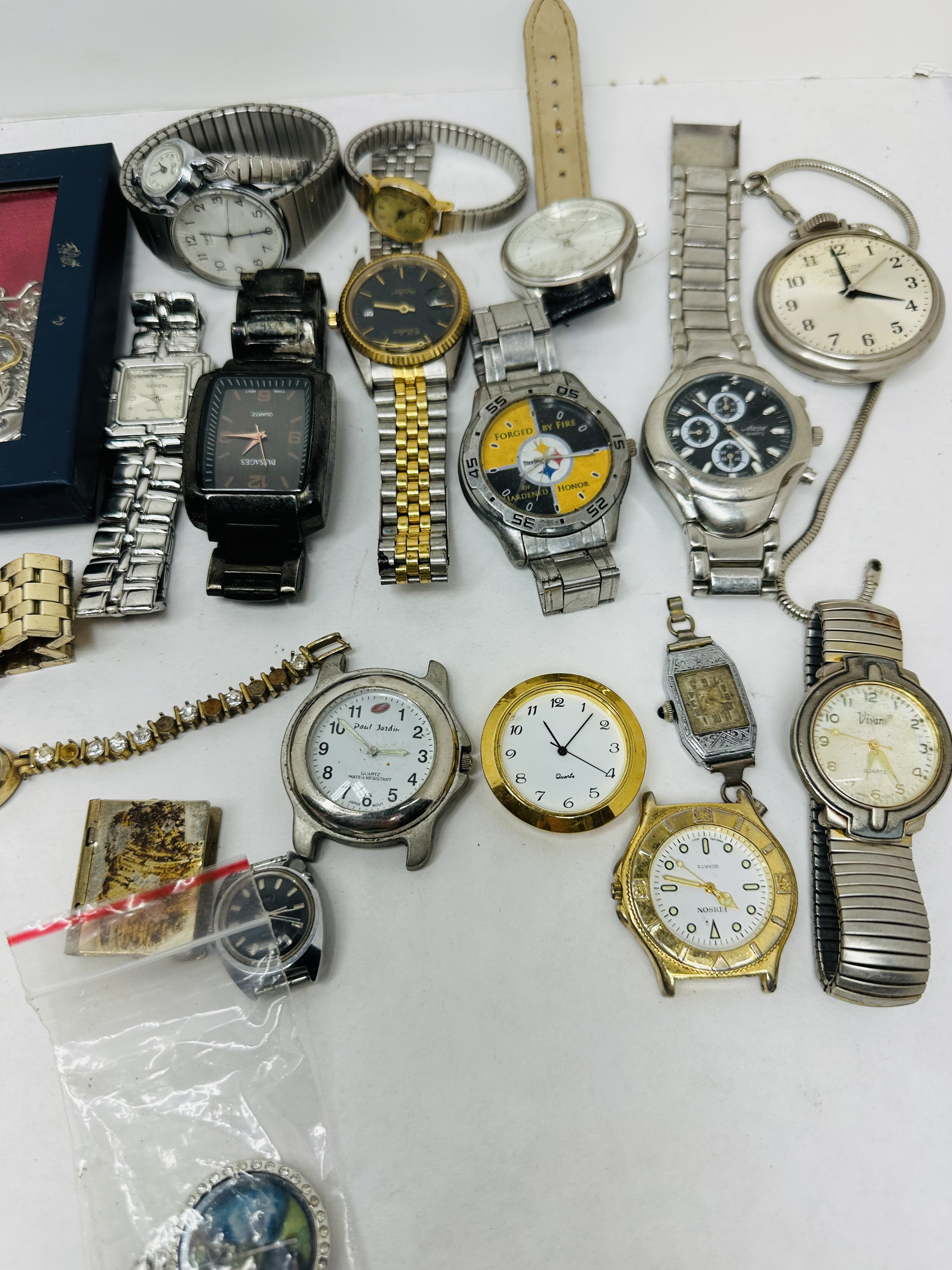 VARIOUS WATCHES, KNIVES, AND JEWELRY