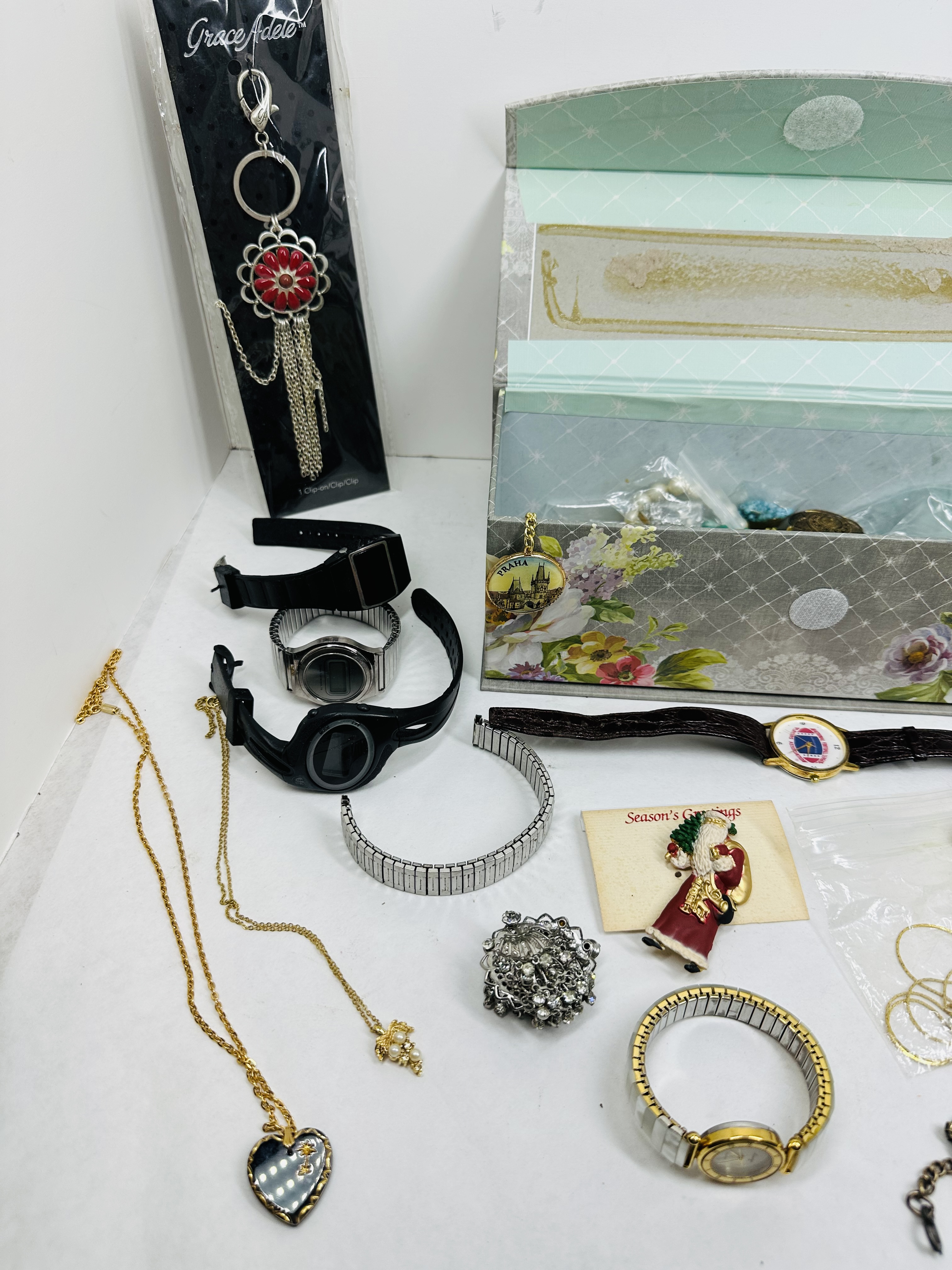 LORENZ AND NFL WATCH JEWELRY COLLECTION