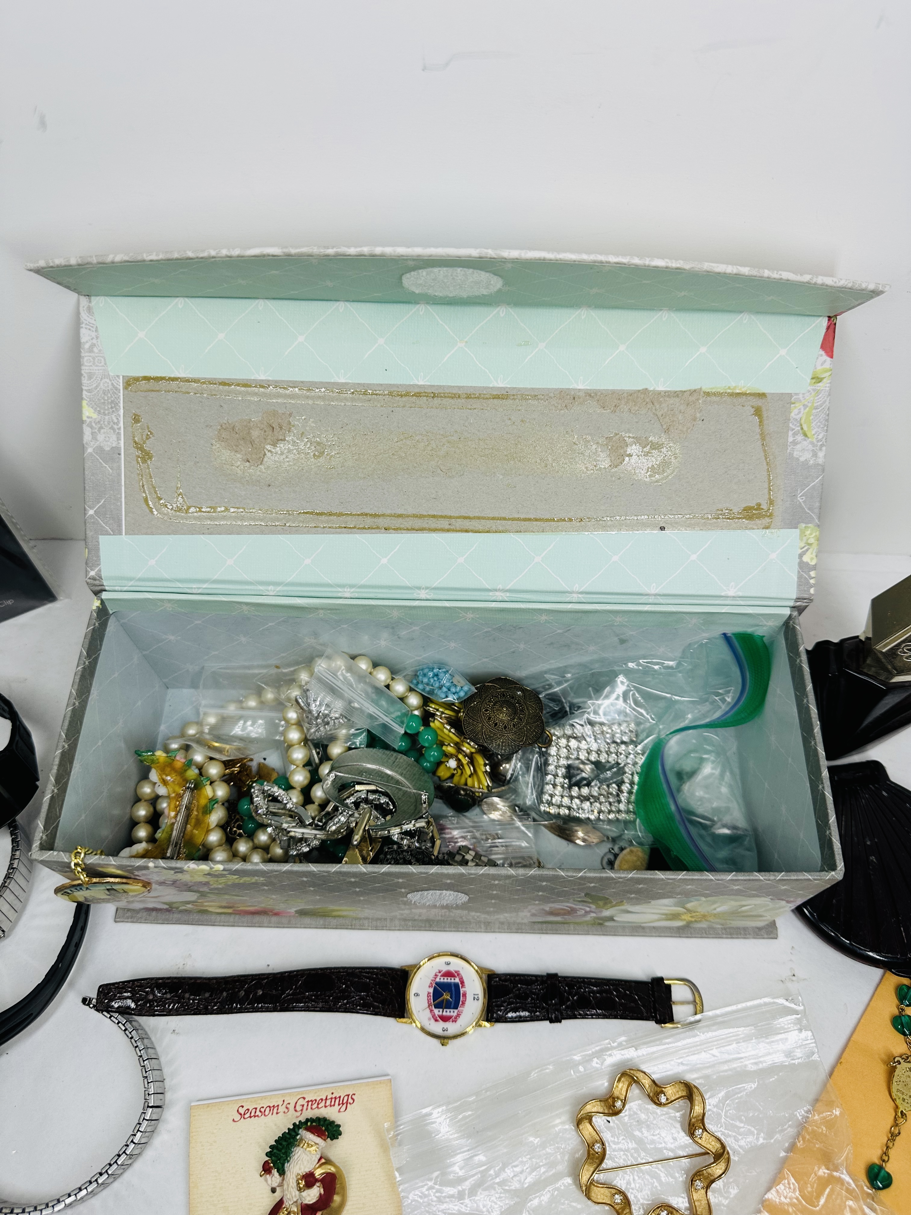 LORENZ AND NFL WATCH JEWELRY COLLECTION