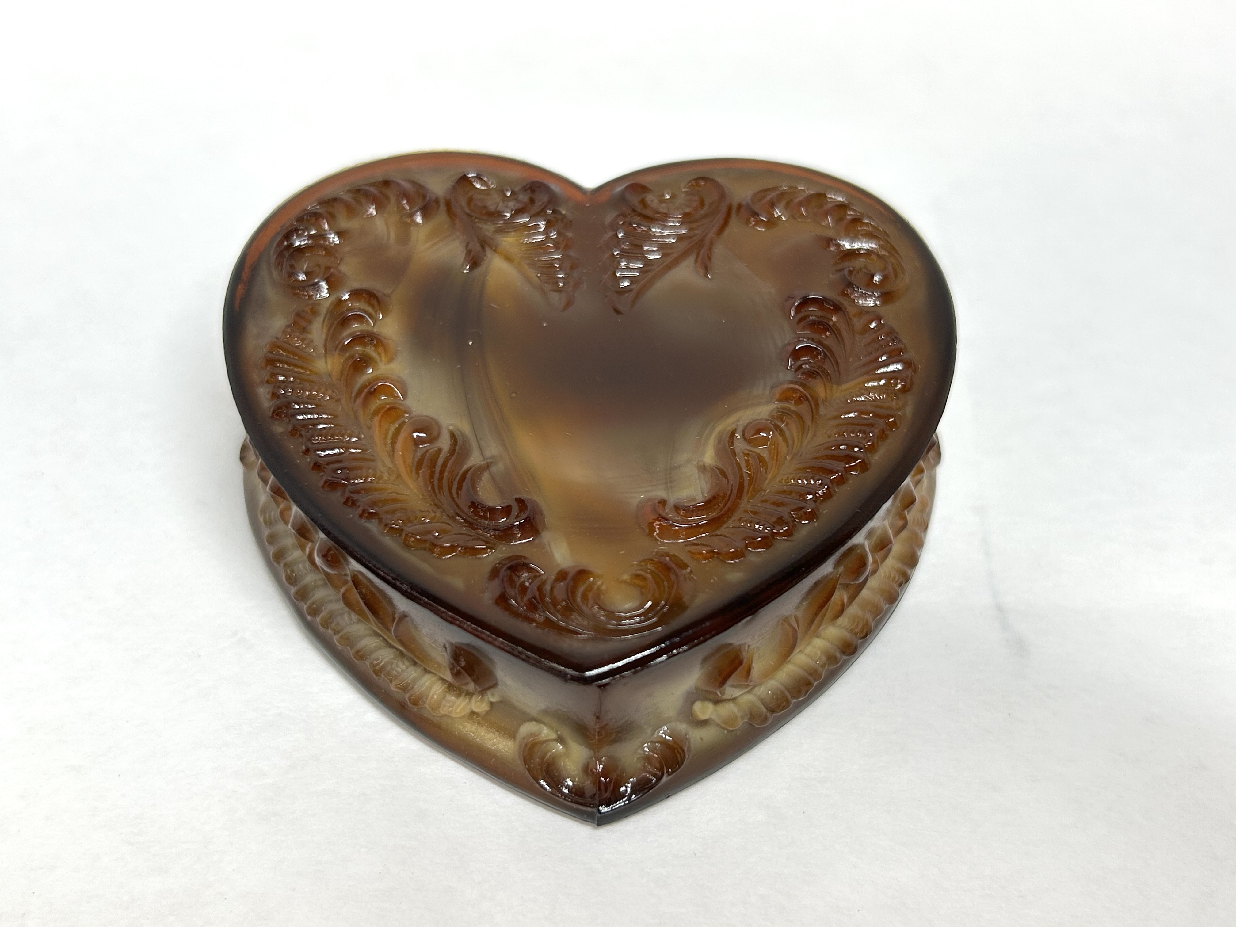 BOYD CHOCOLATE SLAG HEART BOX, 1980s