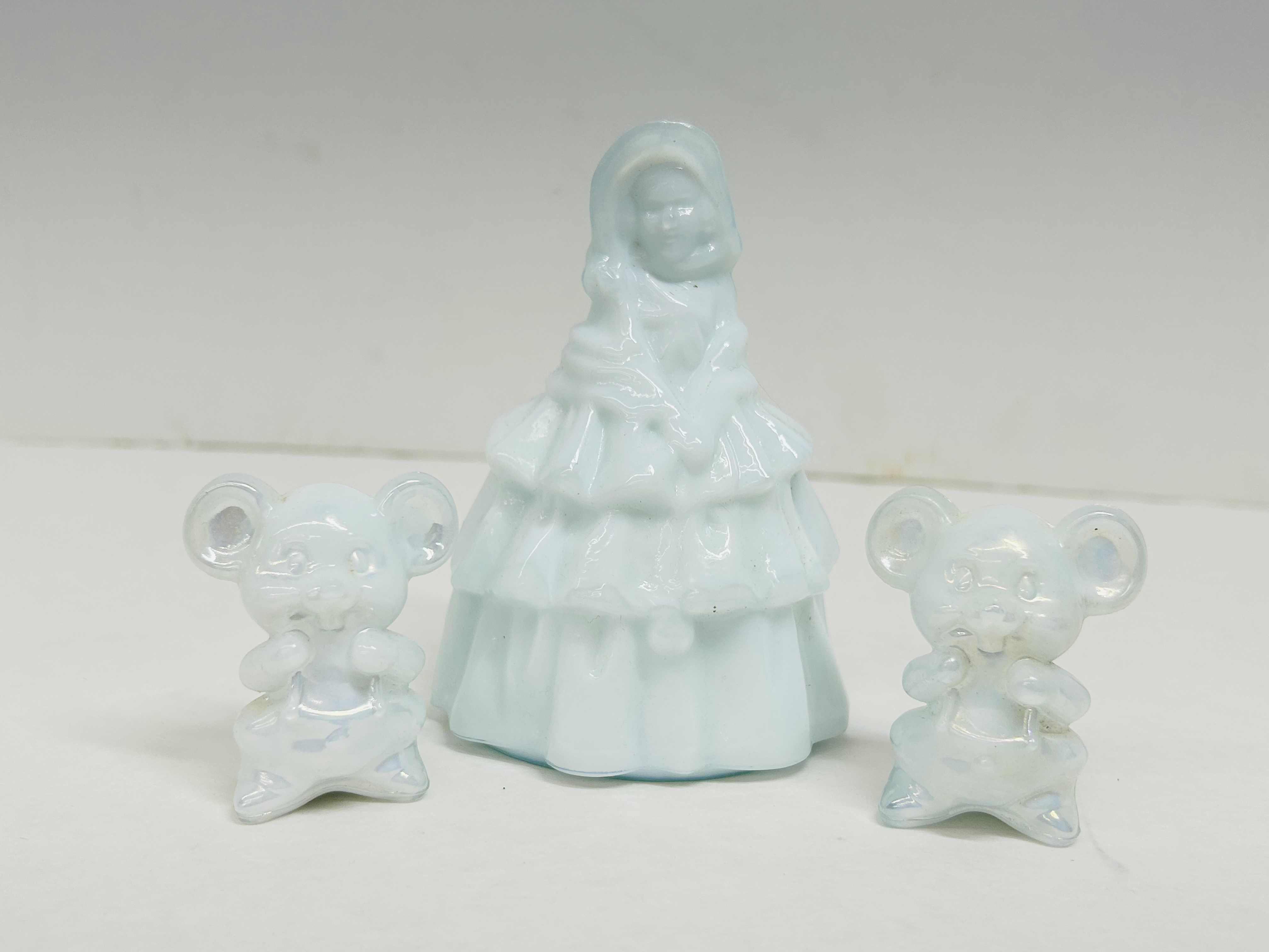 WHITE BOYD FIGURINES (3)