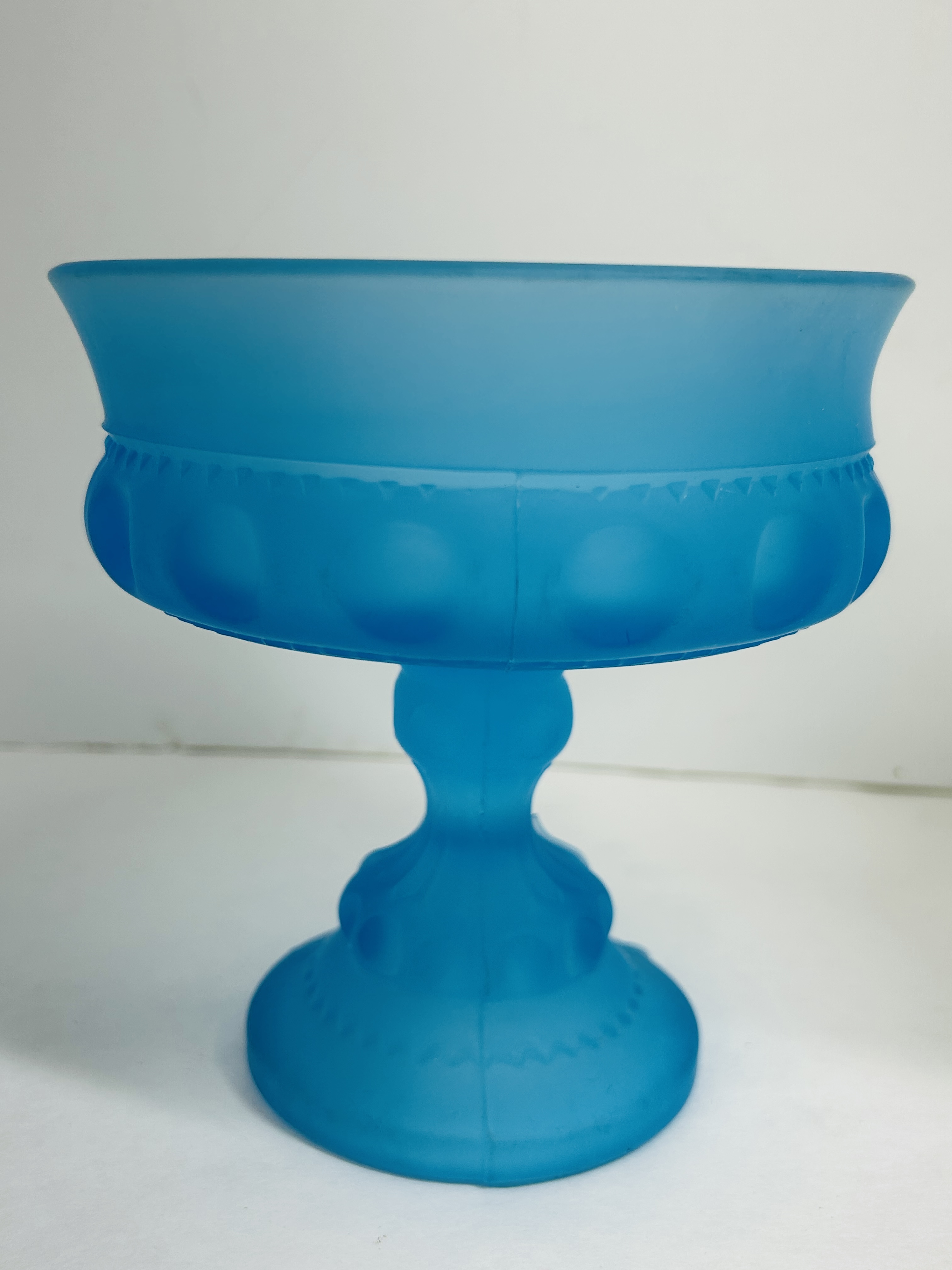 WESTMORELAND AND ASSORTED GLASSWARE, MID-20TH CENTURY