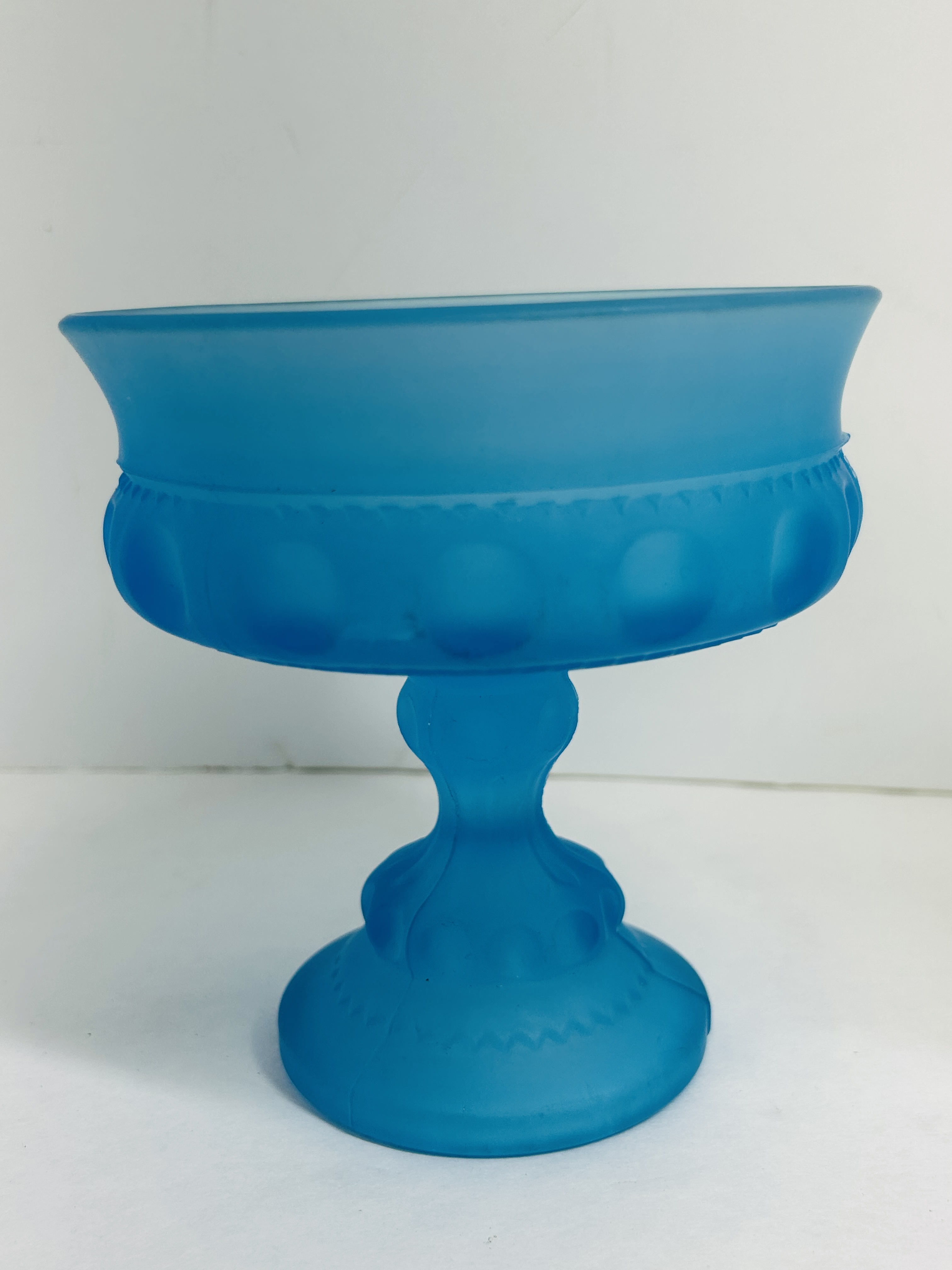 WESTMORELAND AND ASSORTED GLASSWARE, MID-20TH CENTURY