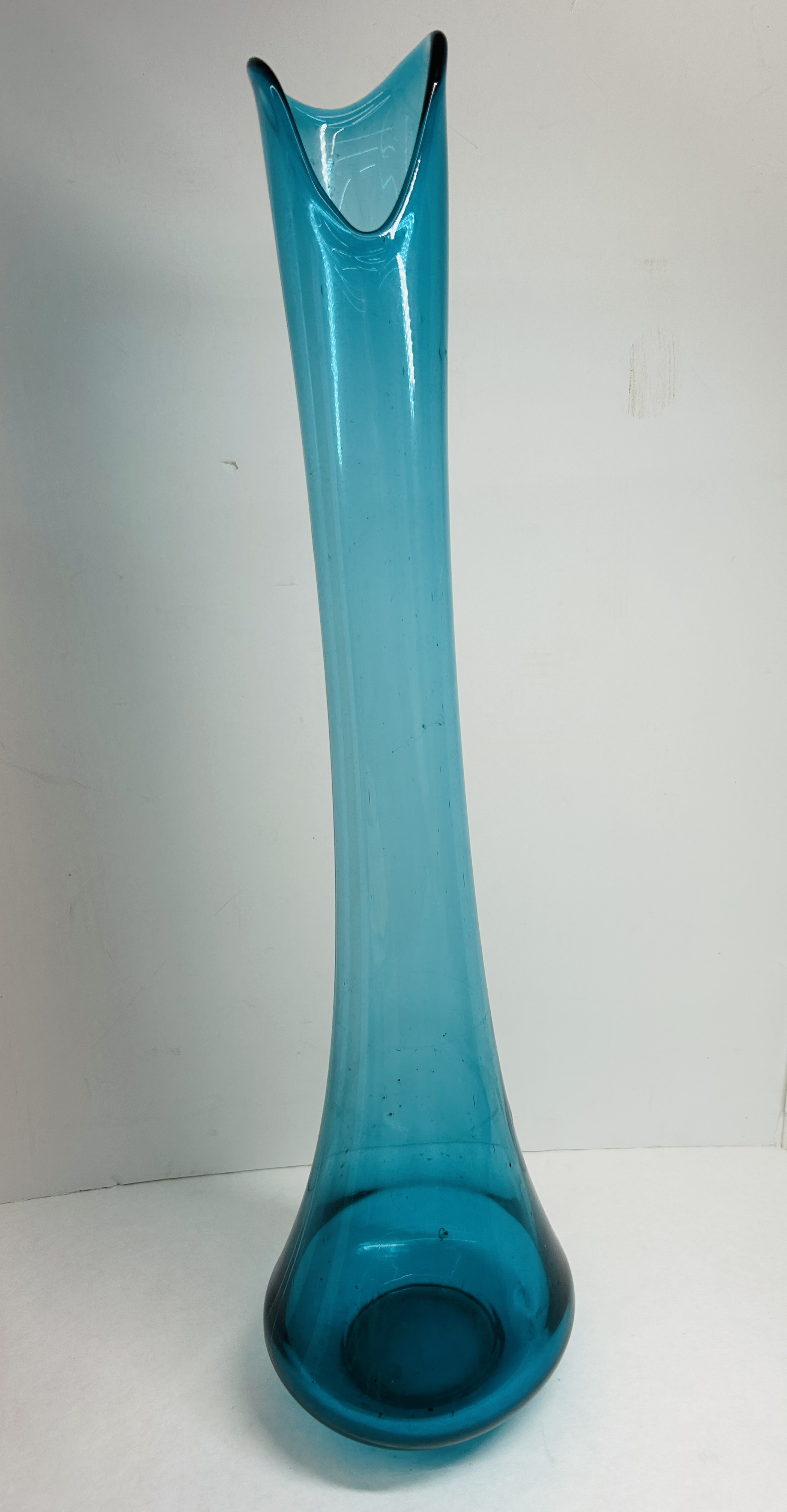 TURQUOISE SWUNG VASE, CIRCA 1960