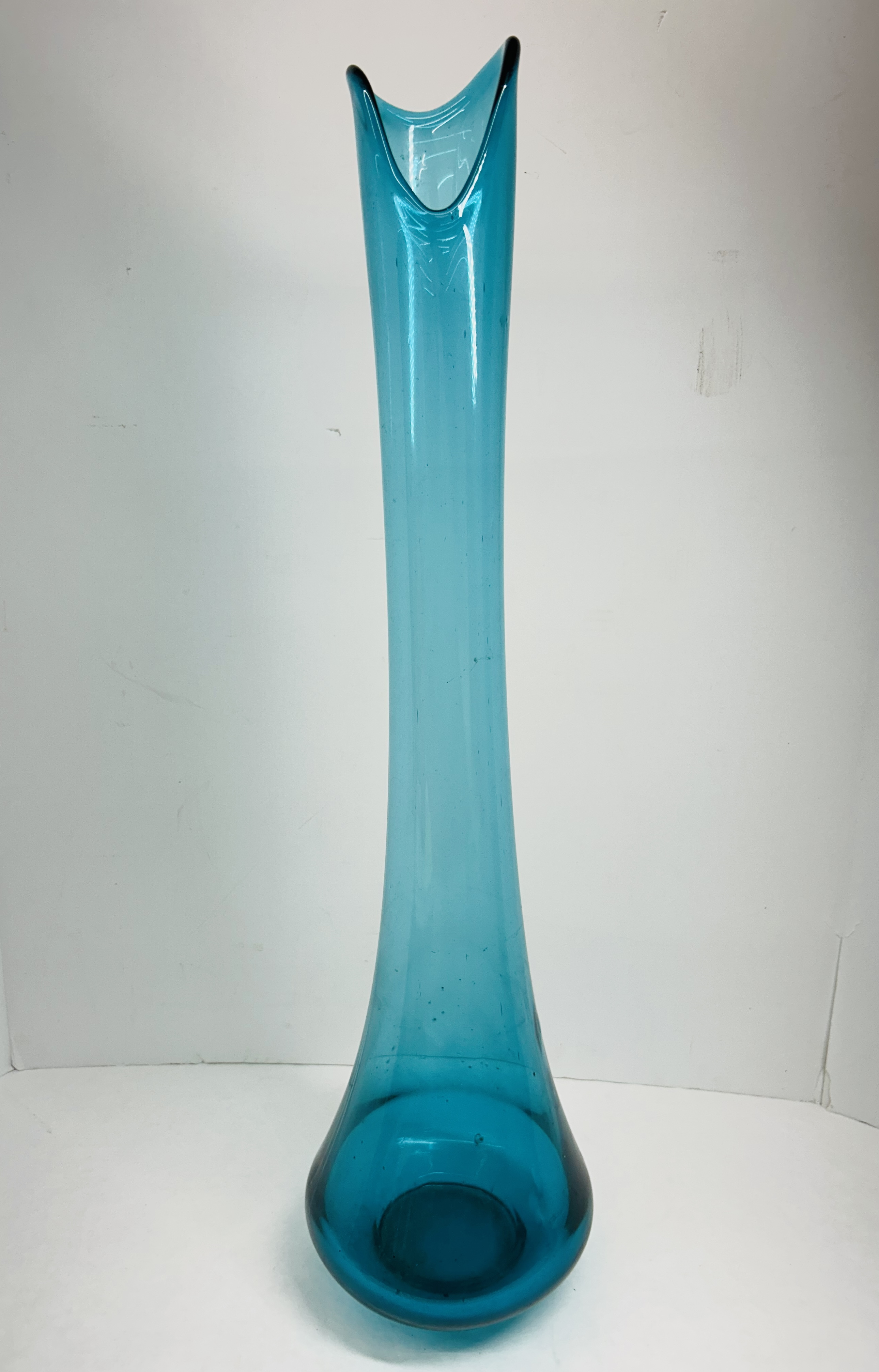 TURQUOISE SWUNG VASE, CIRCA 1960