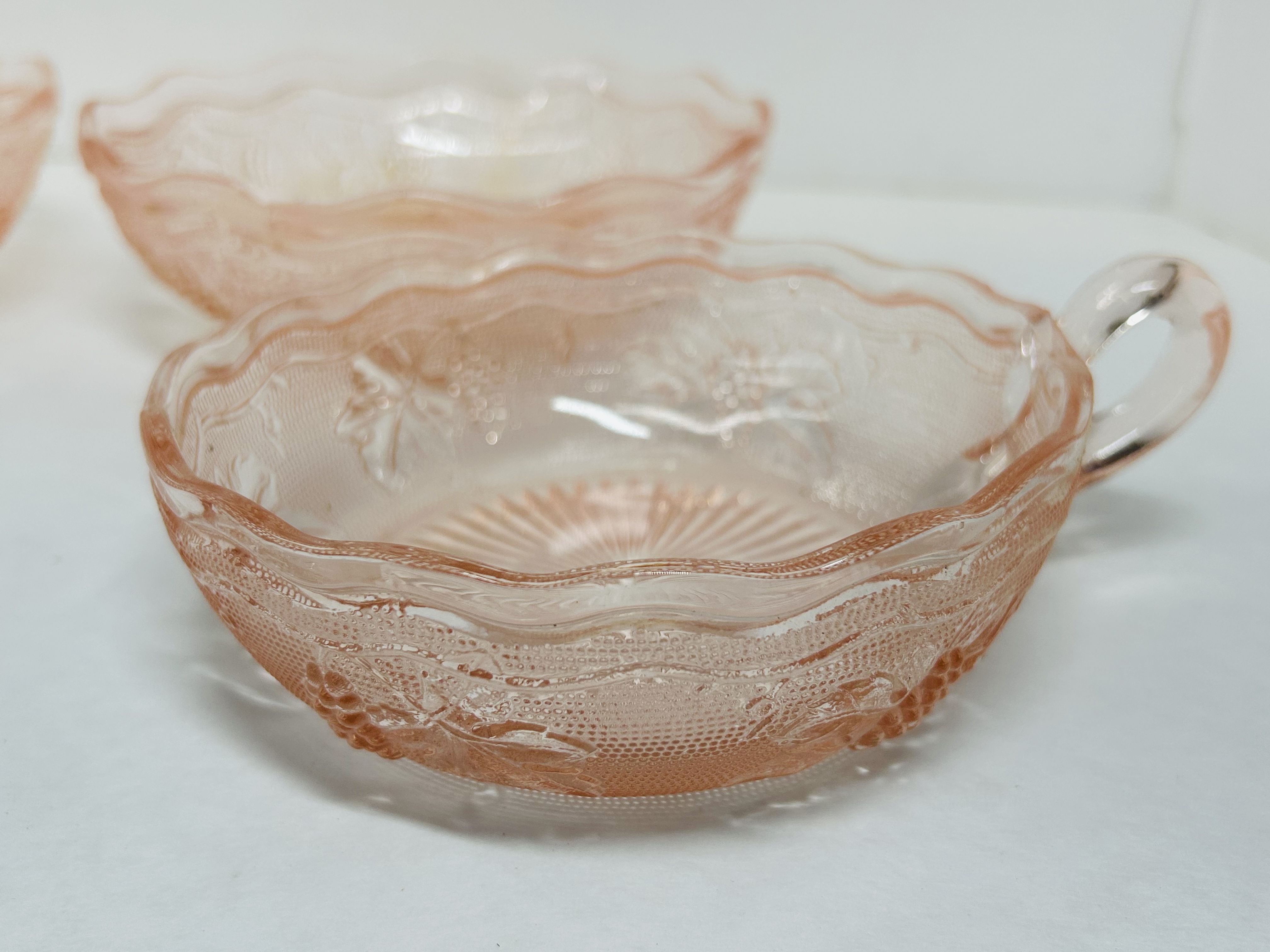 INDIANA GLASS FIVE PINK HARVEST PIECES, 1930S
