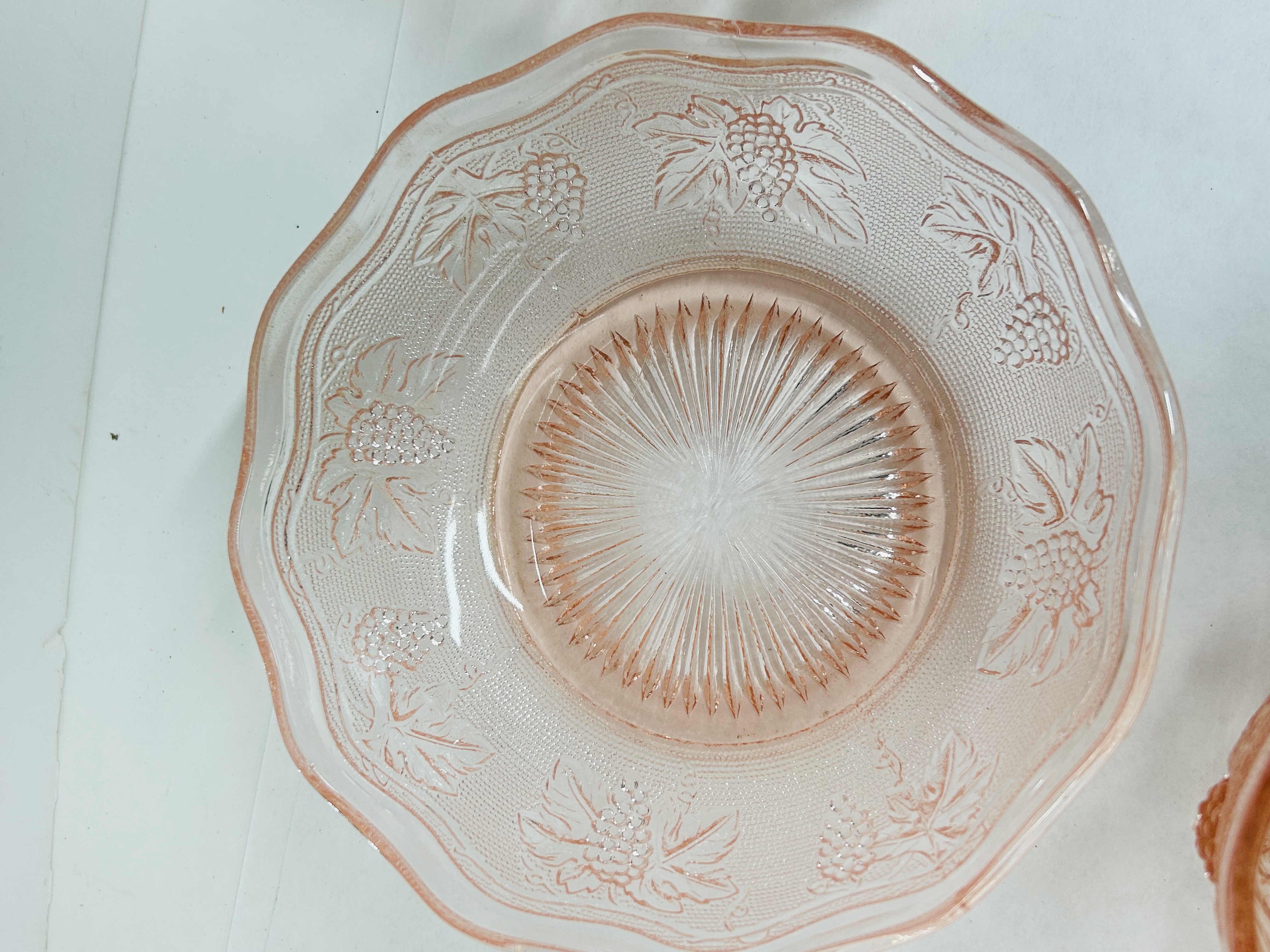 INDIANA GLASS FIVE PINK HARVEST PIECES, 1930S