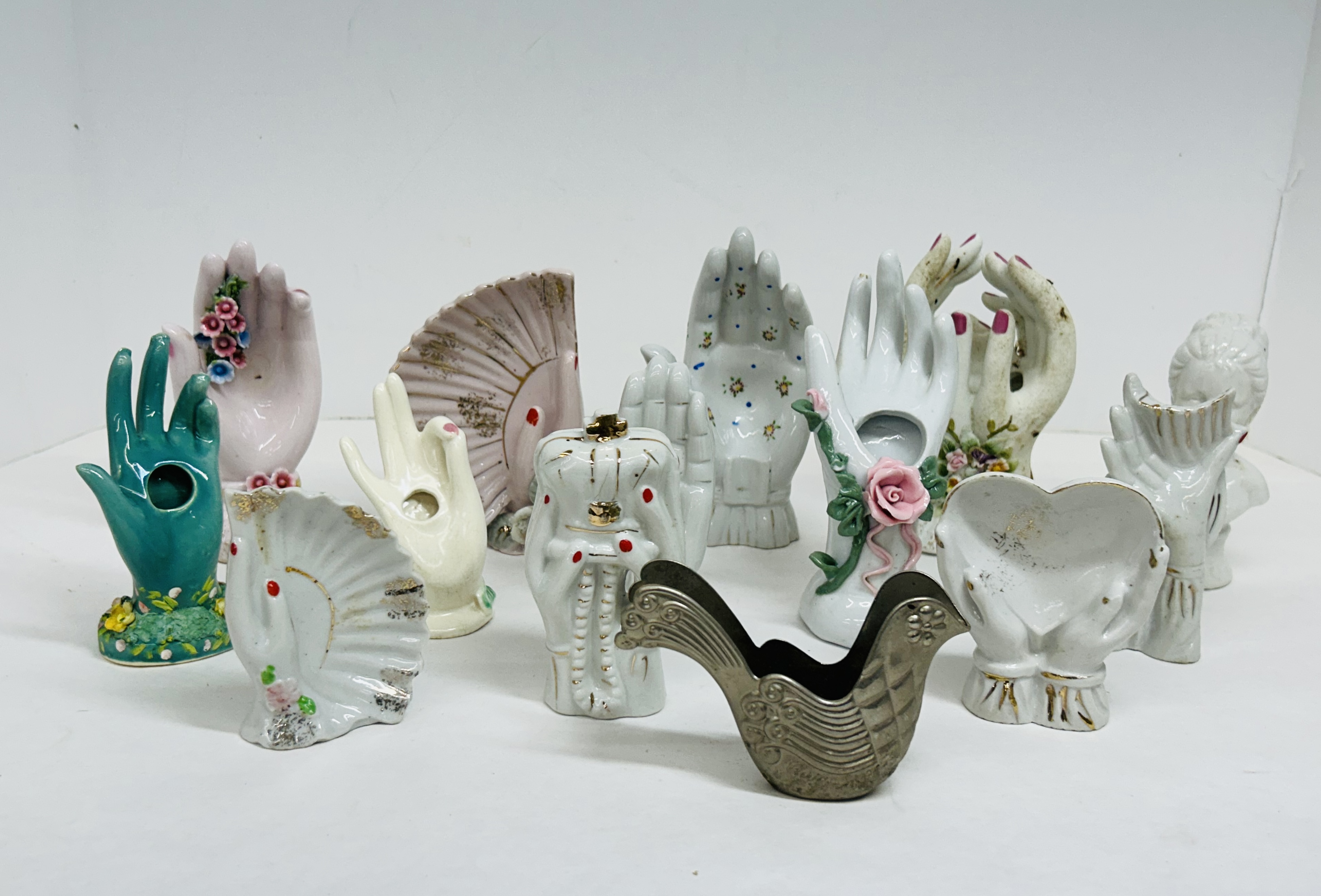 LEFTON PORCELAIN HAND VASES, MID-20TH CENTURY