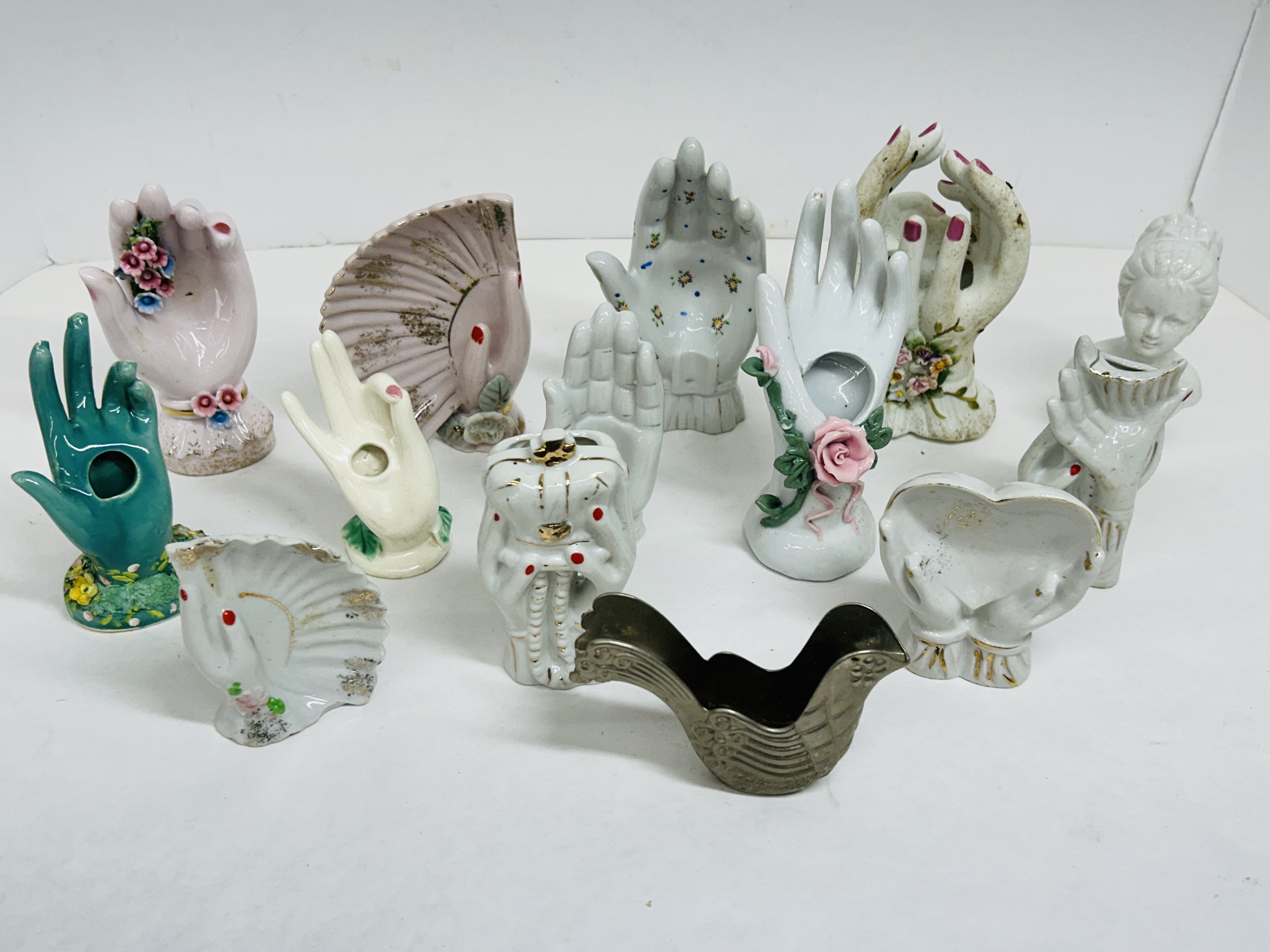 LEFTON PORCELAIN HAND VASES, MID-20TH CENTURY
