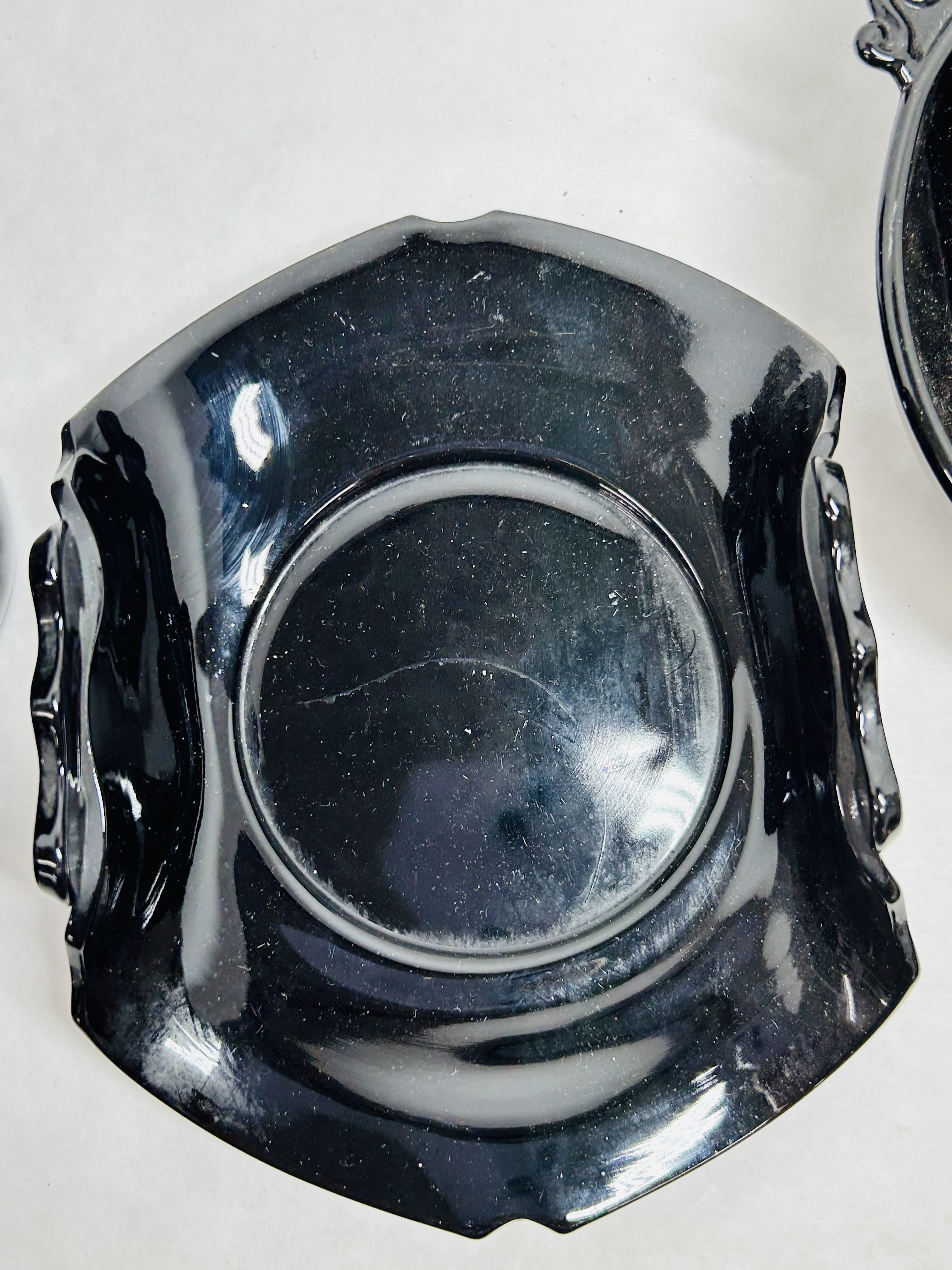 L.E. SMITH, BLACK AMETHYST GLASS, MID-20TH CENTURY