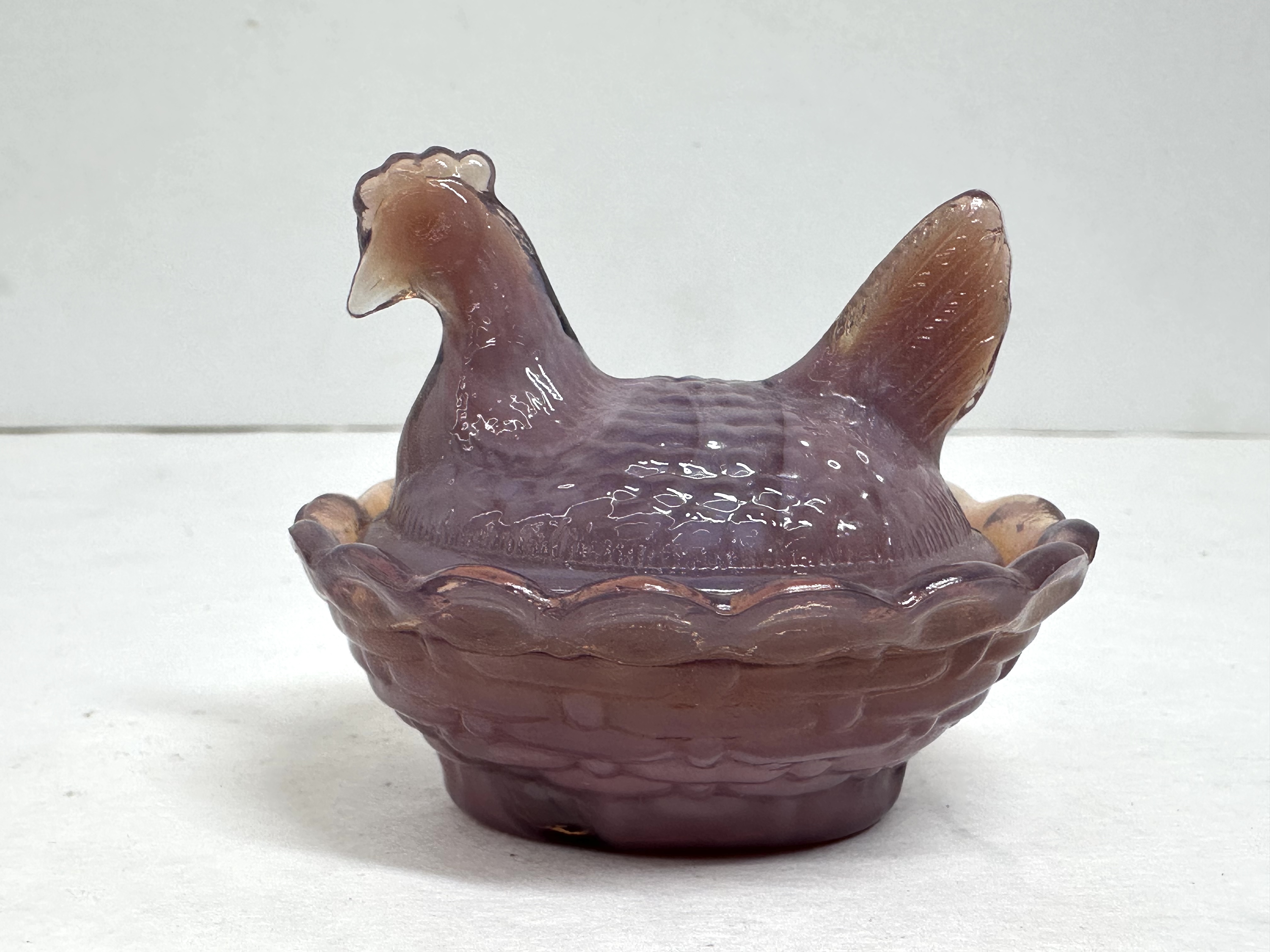 MINI BOYD LAVENDER HEN ON NEST