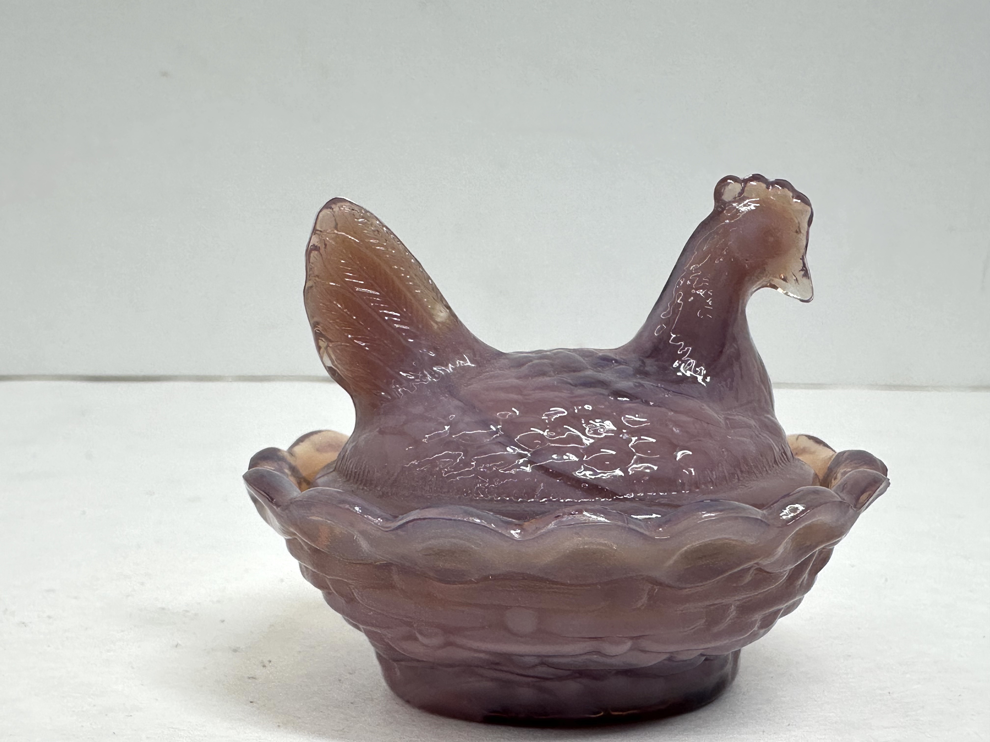 MINI BOYD LAVENDER HEN ON NEST