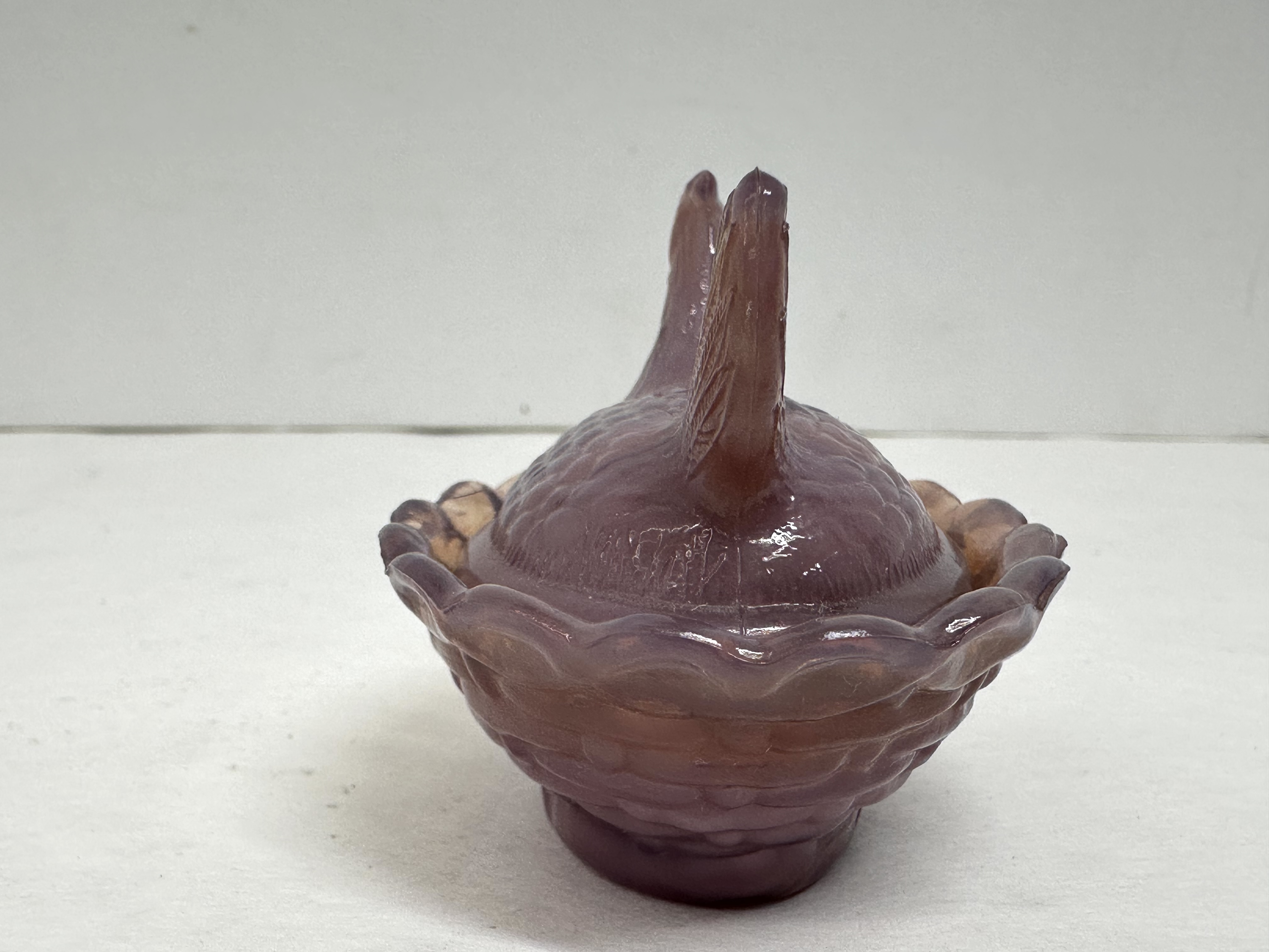 MINI BOYD LAVENDER HEN ON NEST