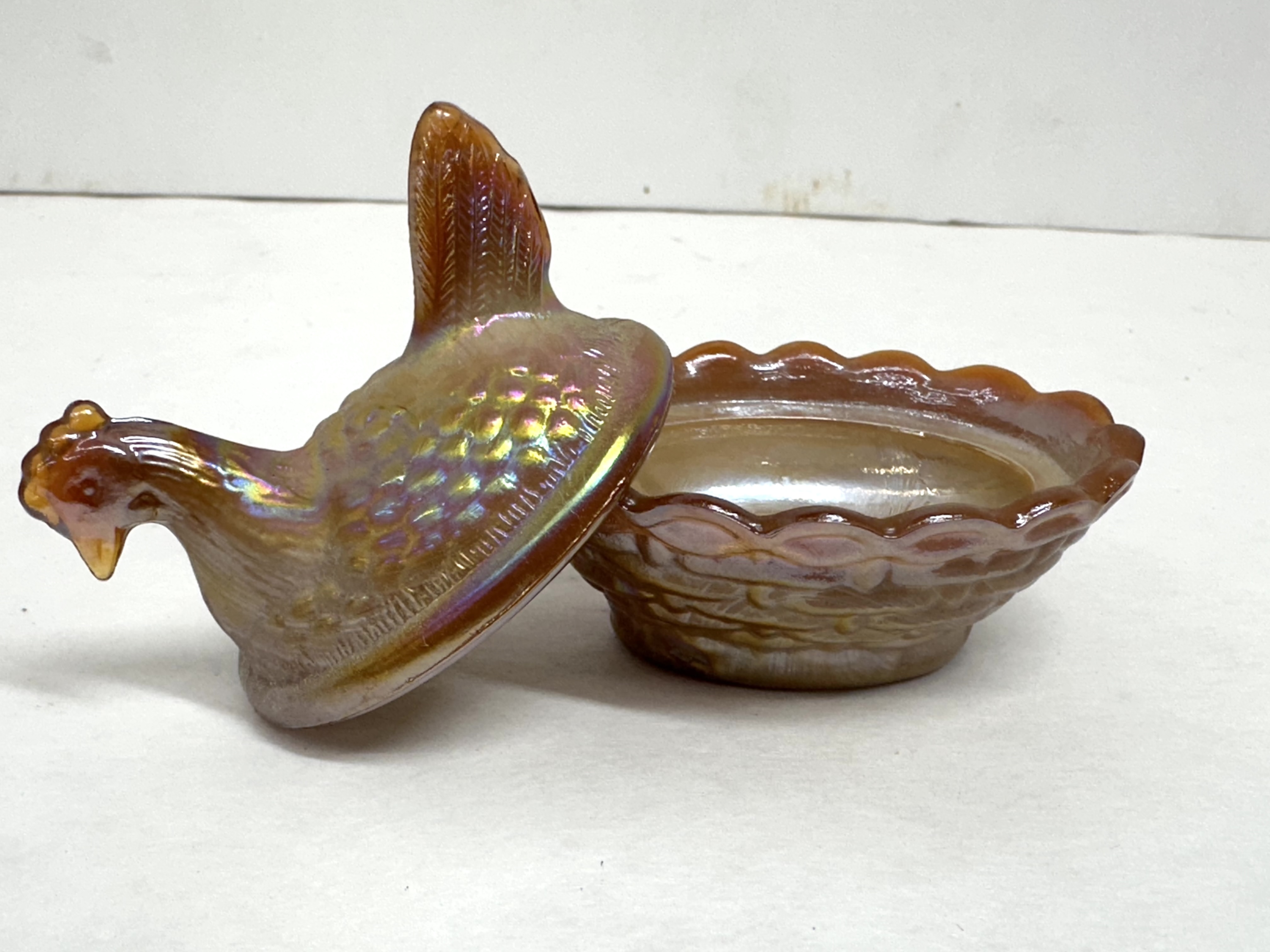 MINI BOYD MARIGOLD CARNIVAL GLASS HEN