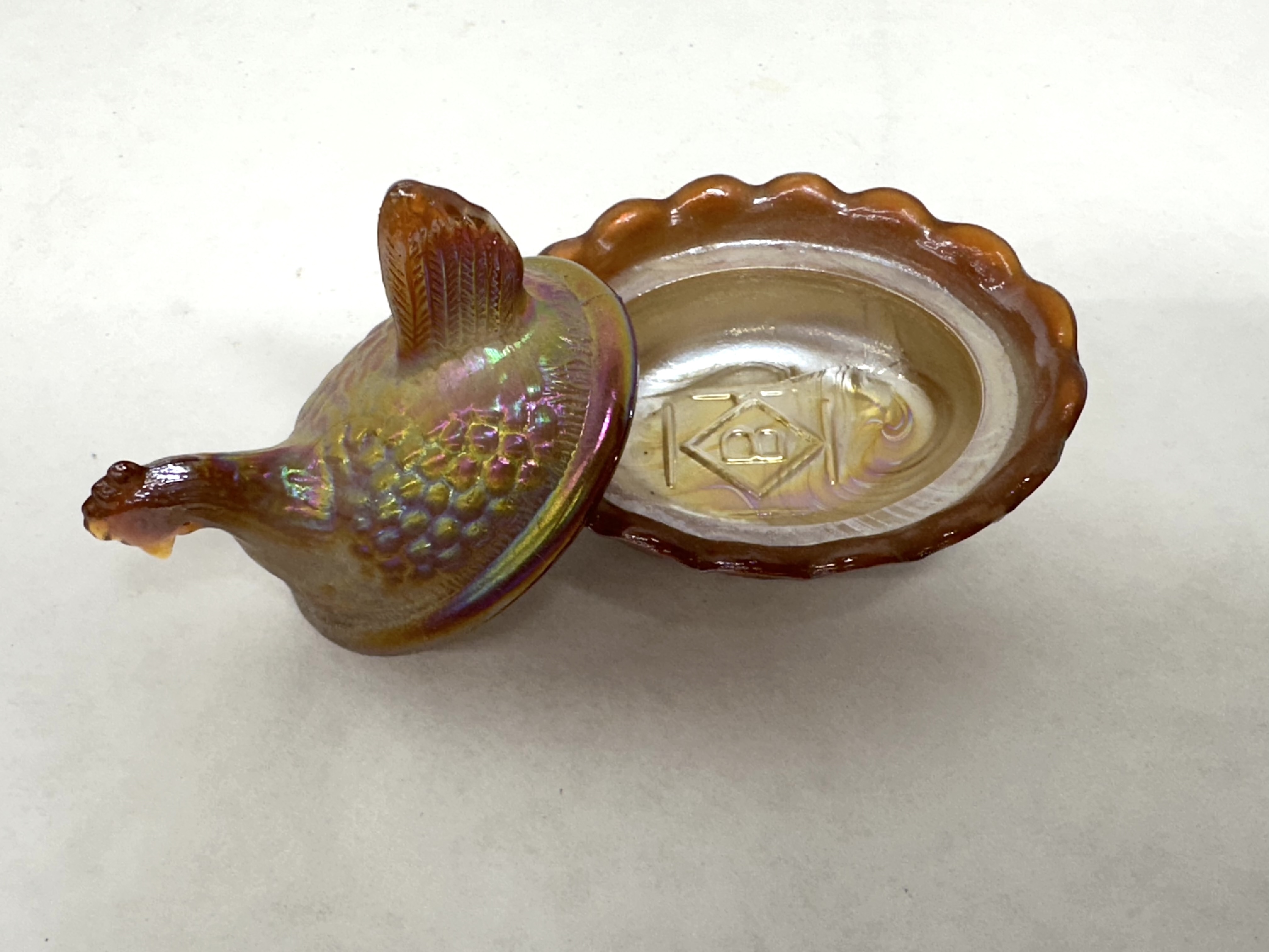 MINI BOYD MARIGOLD CARNIVAL GLASS HEN