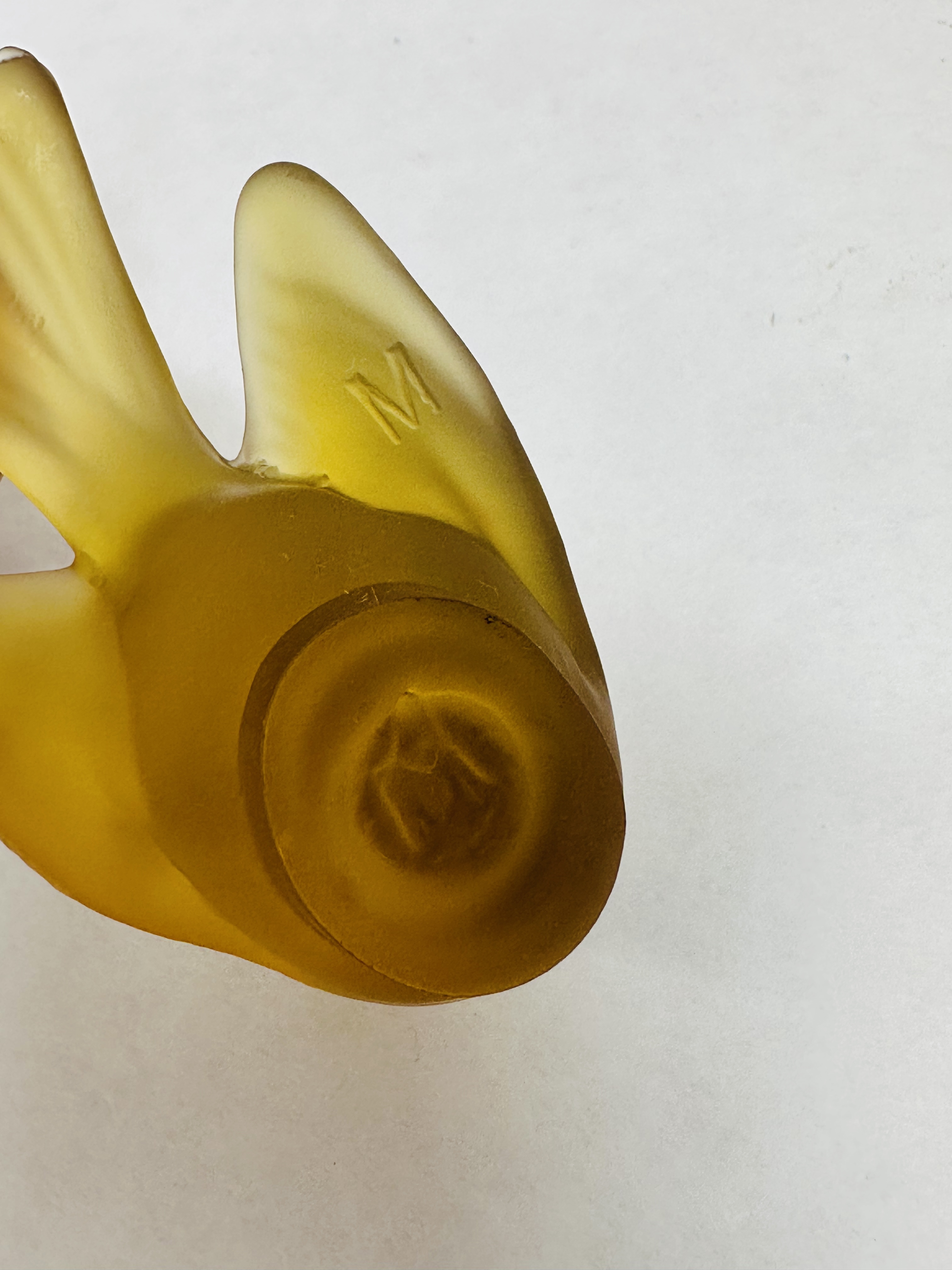 MOSSER AMBER SATIN BIRD FIGURINE
