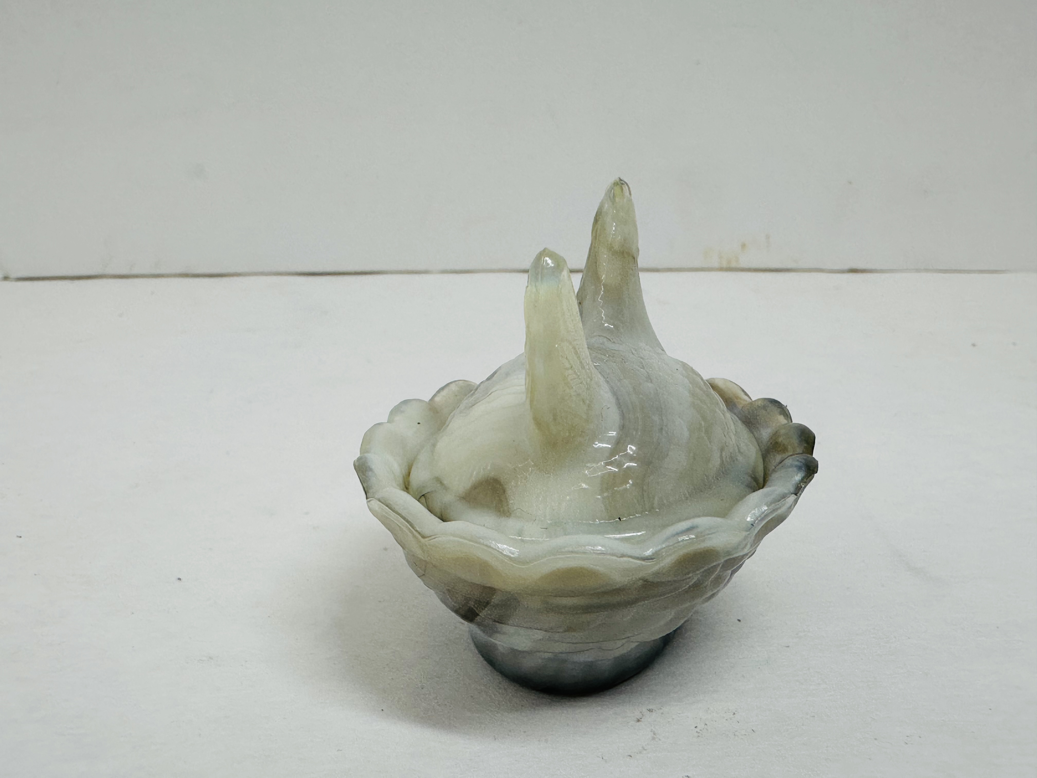 MINI BOYD SLAG GLASS HEN LIGHT