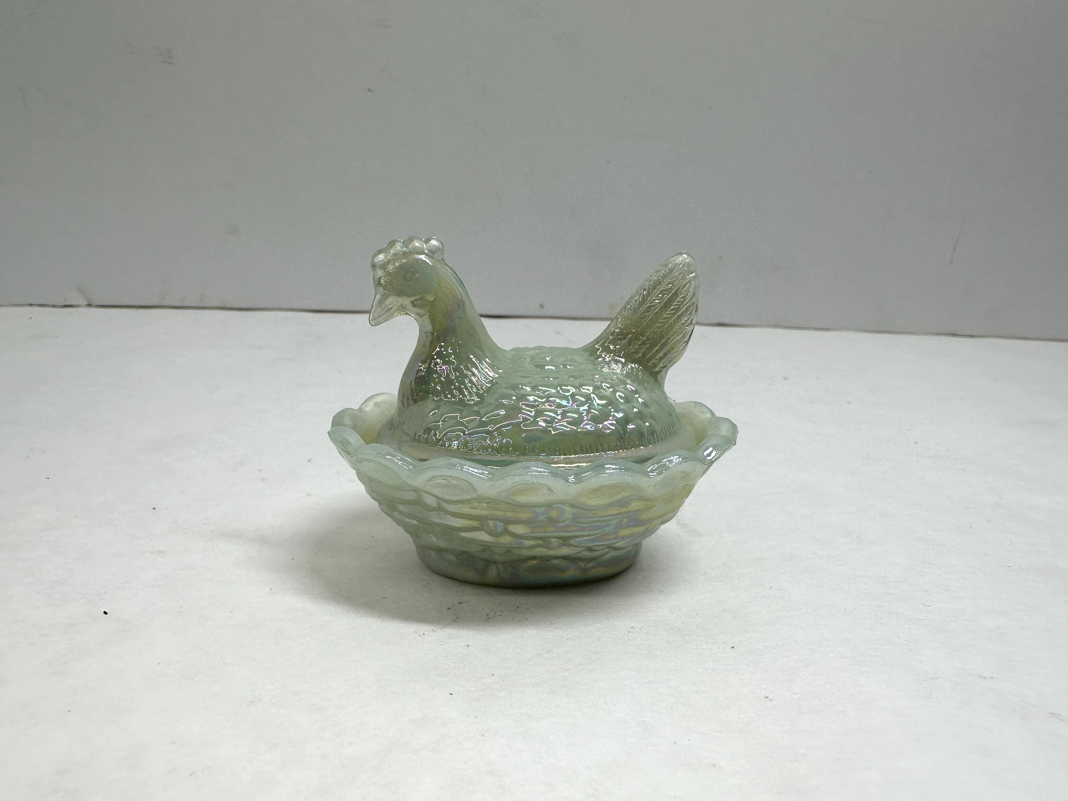 MINI BOYD OPALESCENT CARNIVAL GLASS HEN