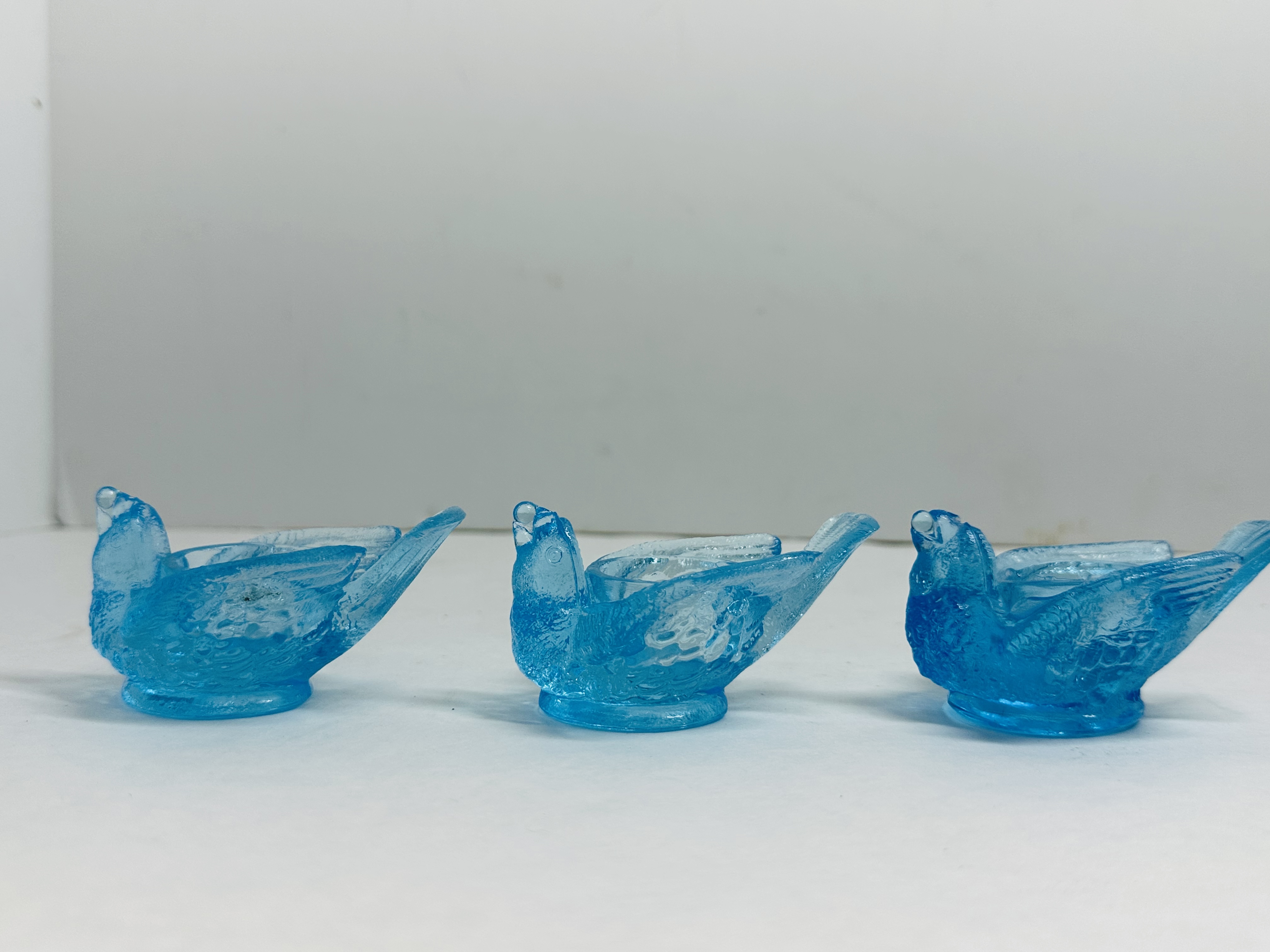 DEGENHART BLUE GLASS BIRD SALTS