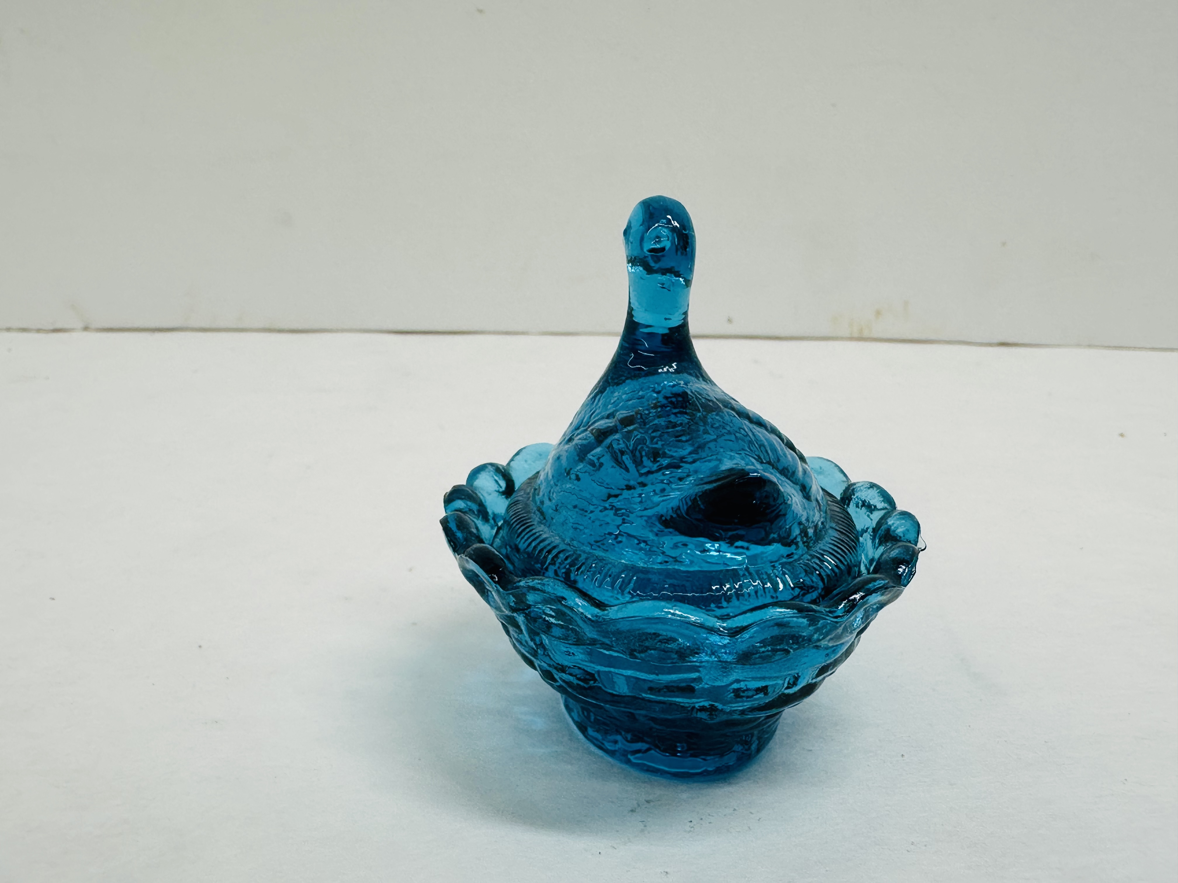 BOYD TEAL GLASS DUCK ON NEST
