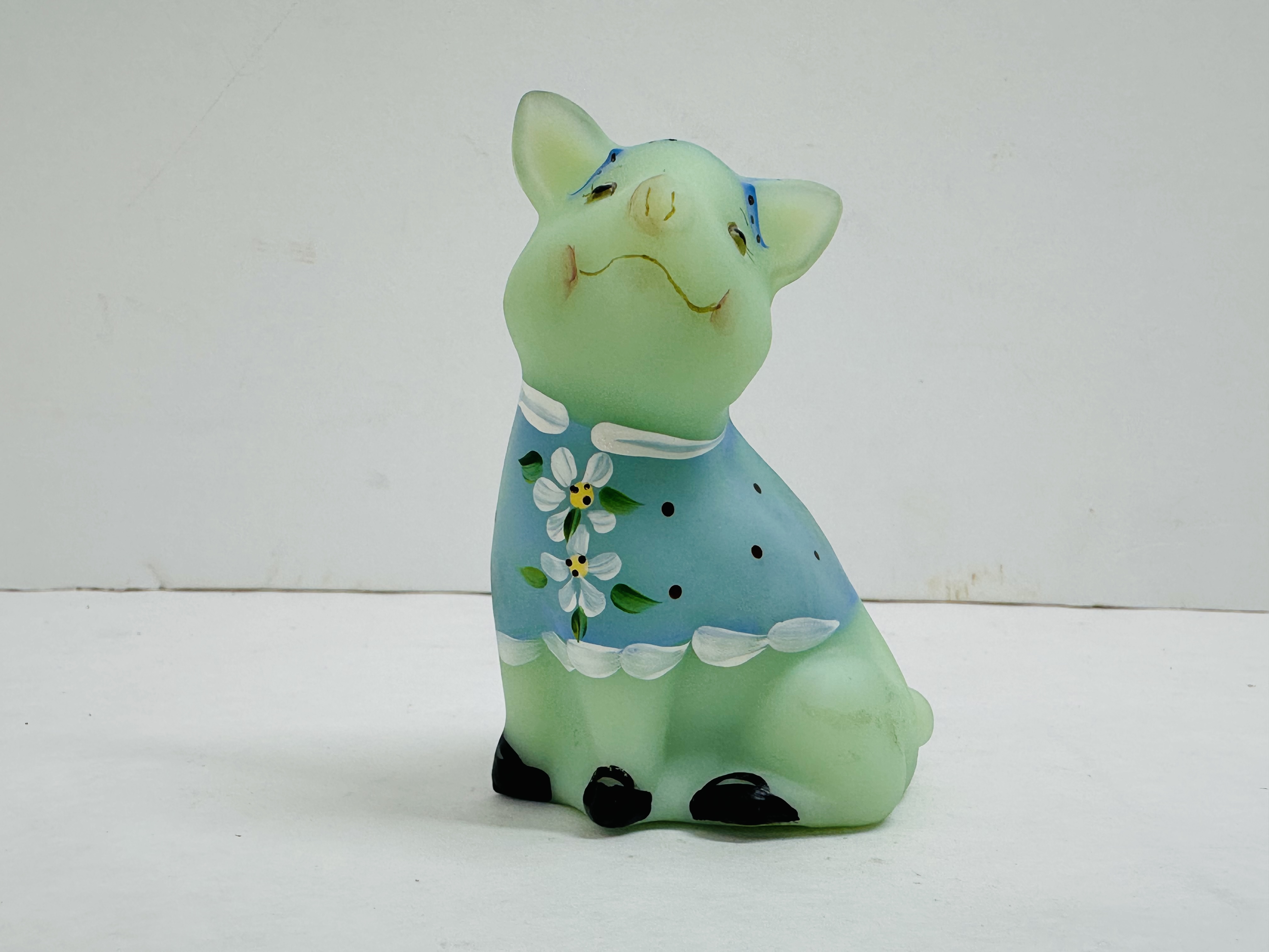 FENTON SEA MIST, FARLEY PIG FIGURINE