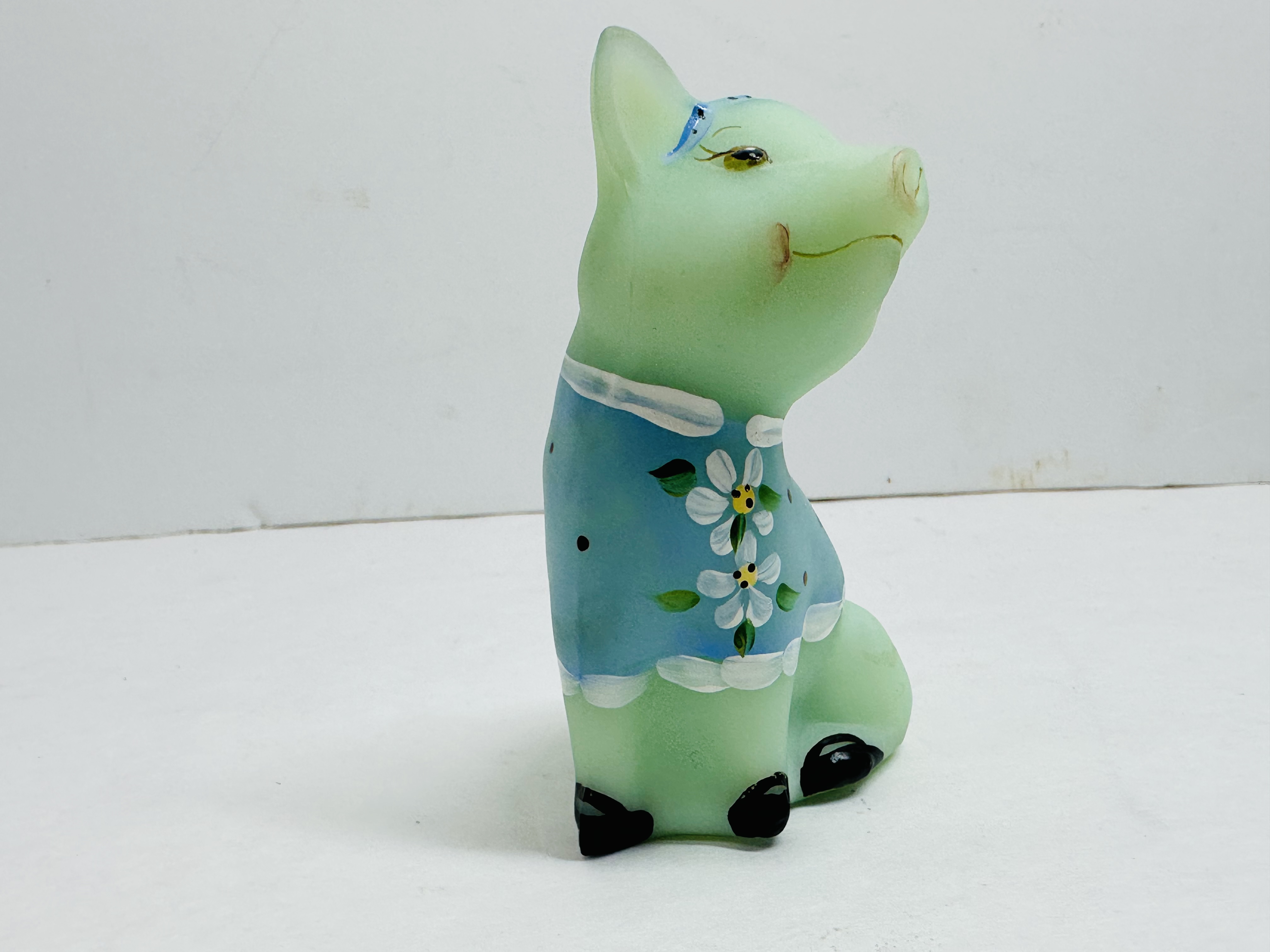 FENTON SEA MIST, FARLEY PIG FIGURINE