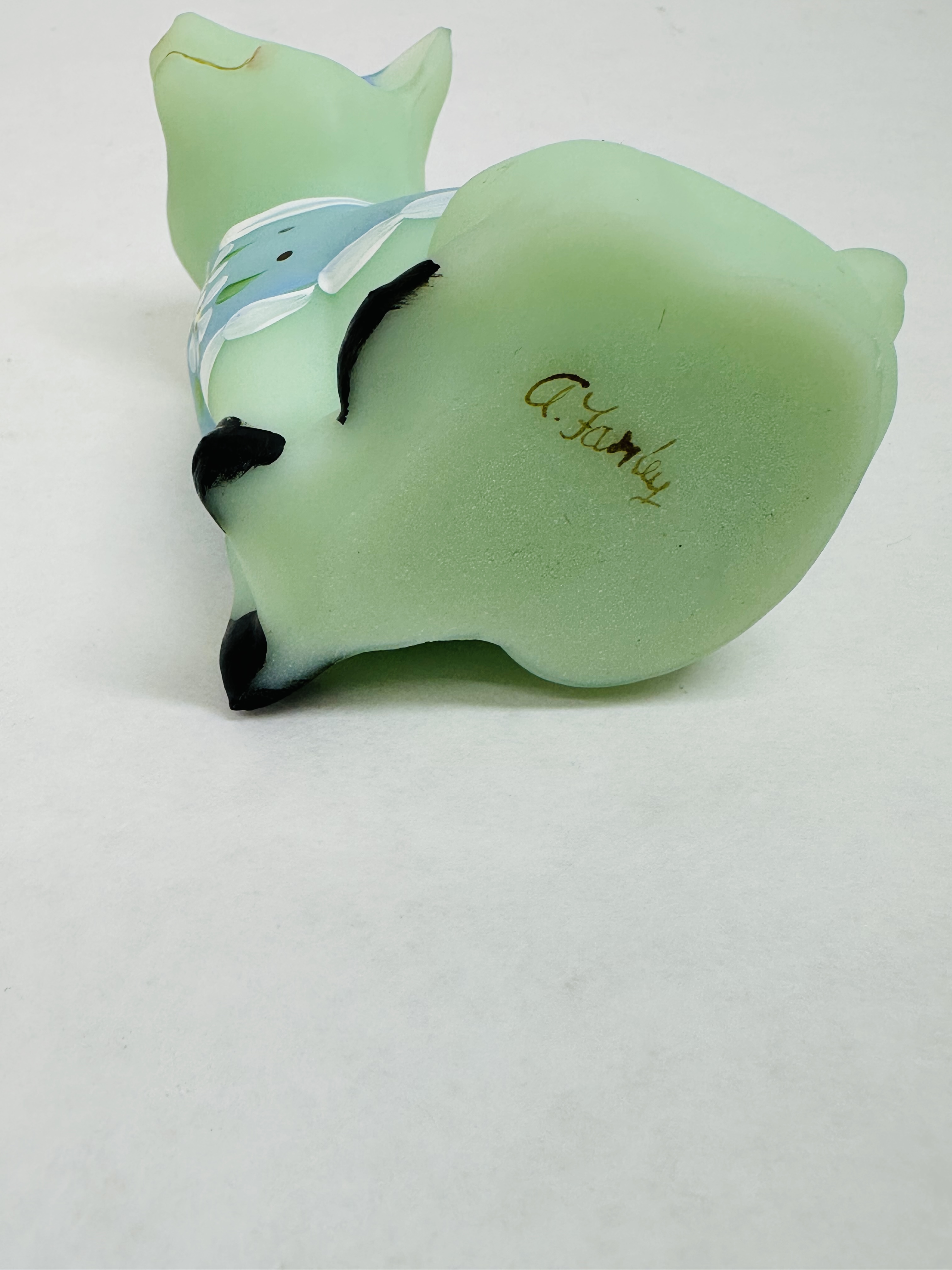 FENTON SEA MIST, FARLEY PIG FIGURINE