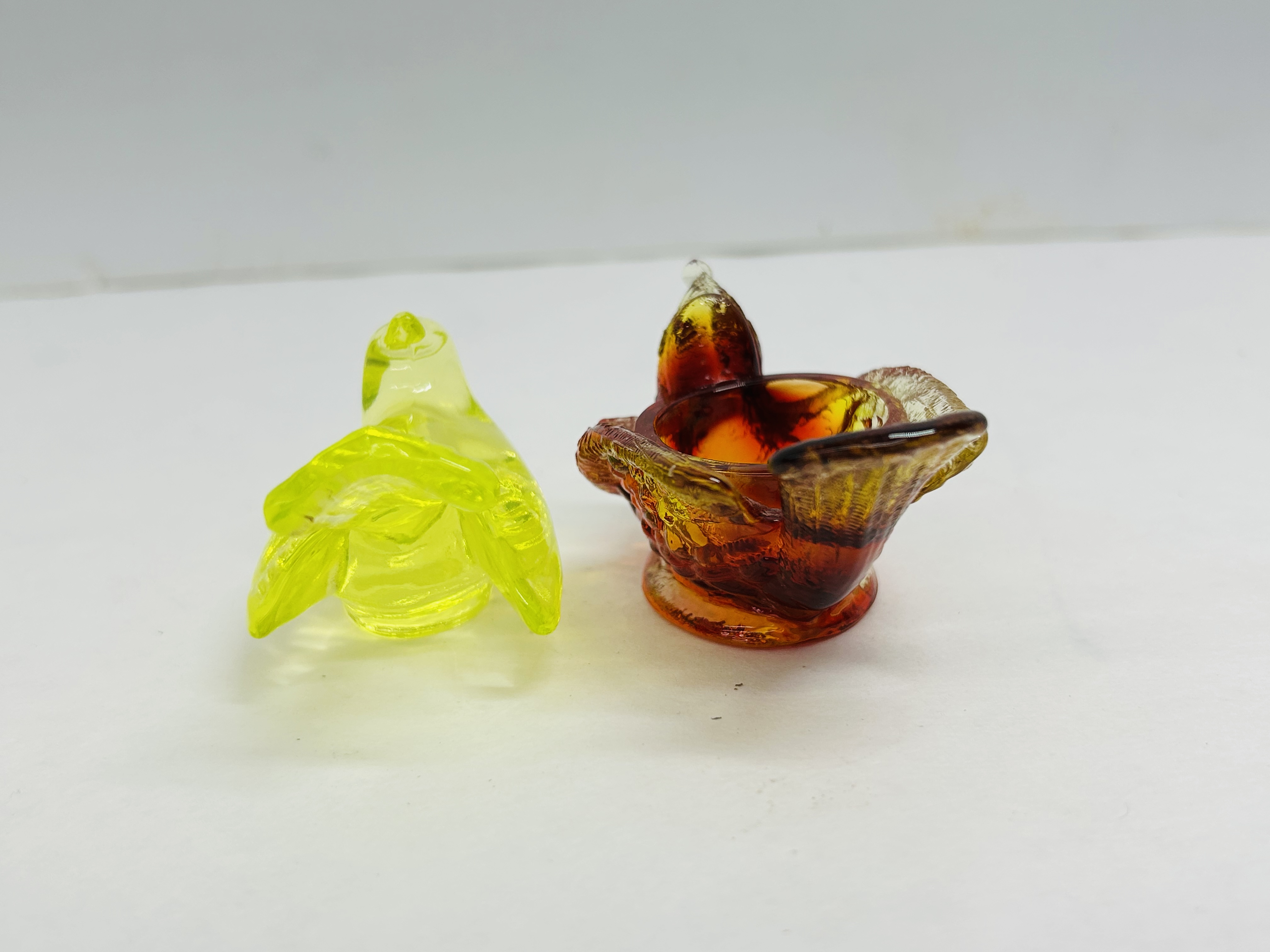 DEGENHART GLASS BIRD FIGURINES, MID-20TH CENTURY